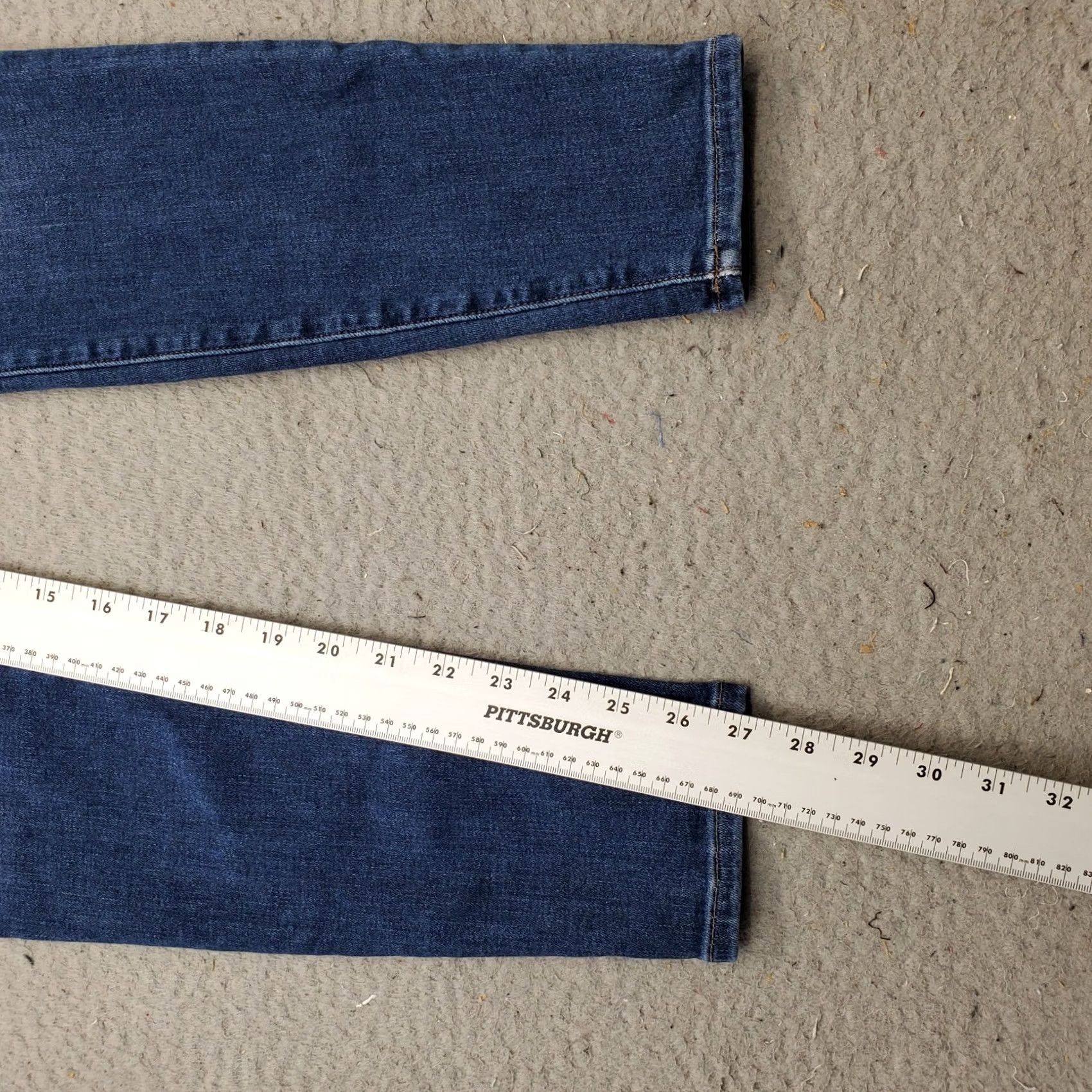 Hudson Hudson Skinny Jeans Women's 26 Blue Denim Cotton Natalie Cas Flat Front Casual Regular Waist 26.5in Inseam 27in Blue Jeans Womens Jeans Denim 2000s Size 26" / US 2 / IT 38 - 4 Thumbnail