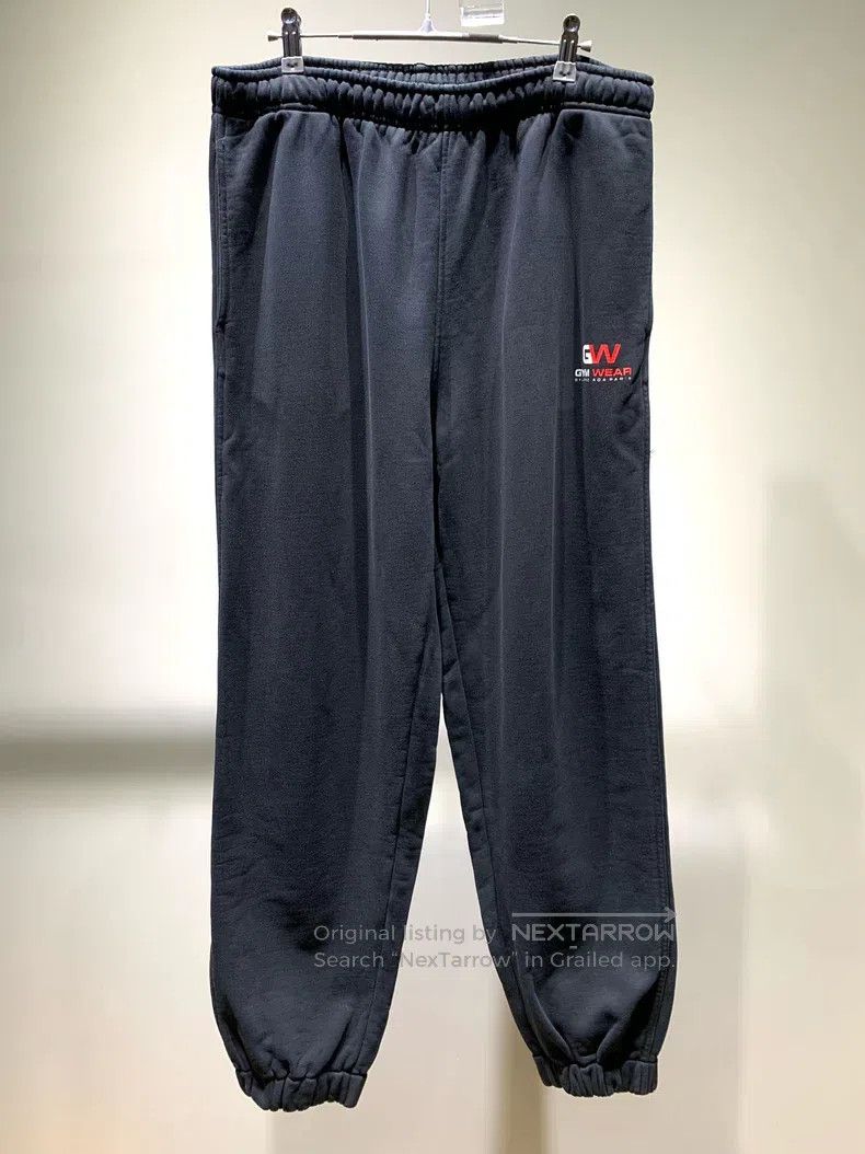 Balenciaga Balenciaga size S Letter Logo Print Sweatpants Sports Pant Size US 27 - 1 Thumbnail