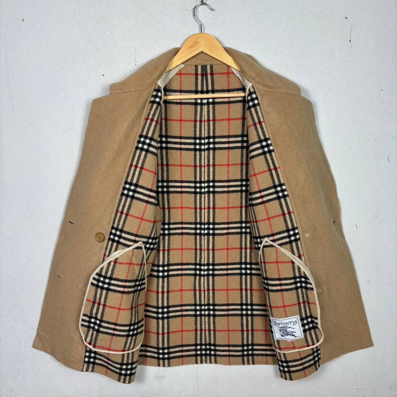 Burberry Vintage Burberry New Wool Double Breasted Camel Coat Size US M / EU 48-50 / 2 - 3 Thumbnail