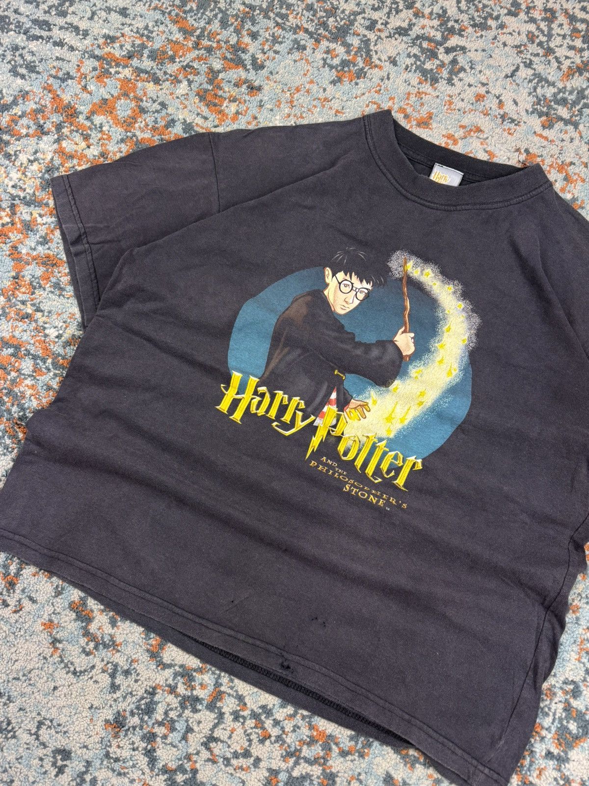 Other Vintage 90s Harry Potter and the philosophers stone tee Size US S / EU 44-46 / 1 - 3 Thumbnail