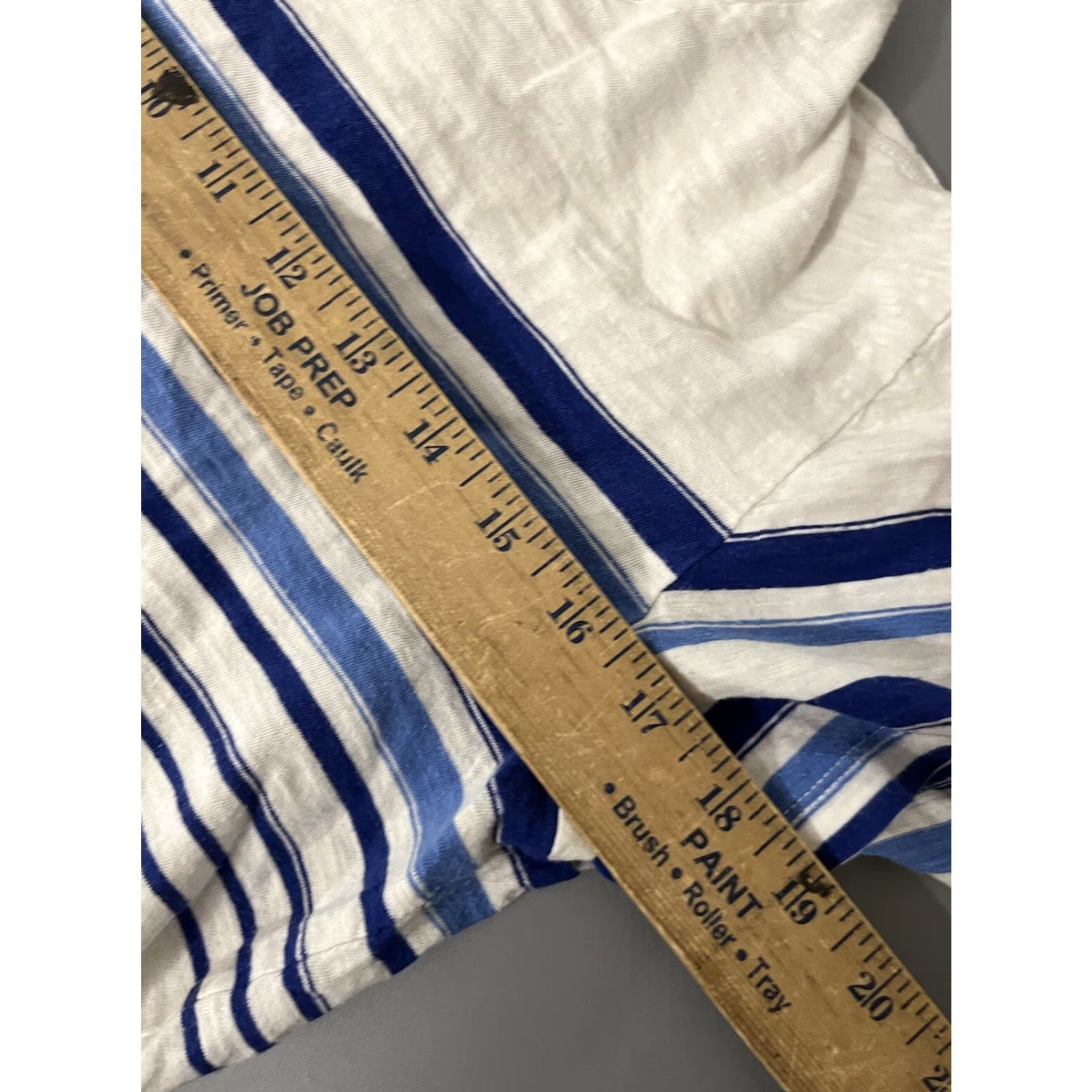 Gap GAP Shirt Mens M White Striped V-Neck Short Sleeve T-Shirt STINSON Classic Colorful Mens Size US 31 - 5 Thumbnail
