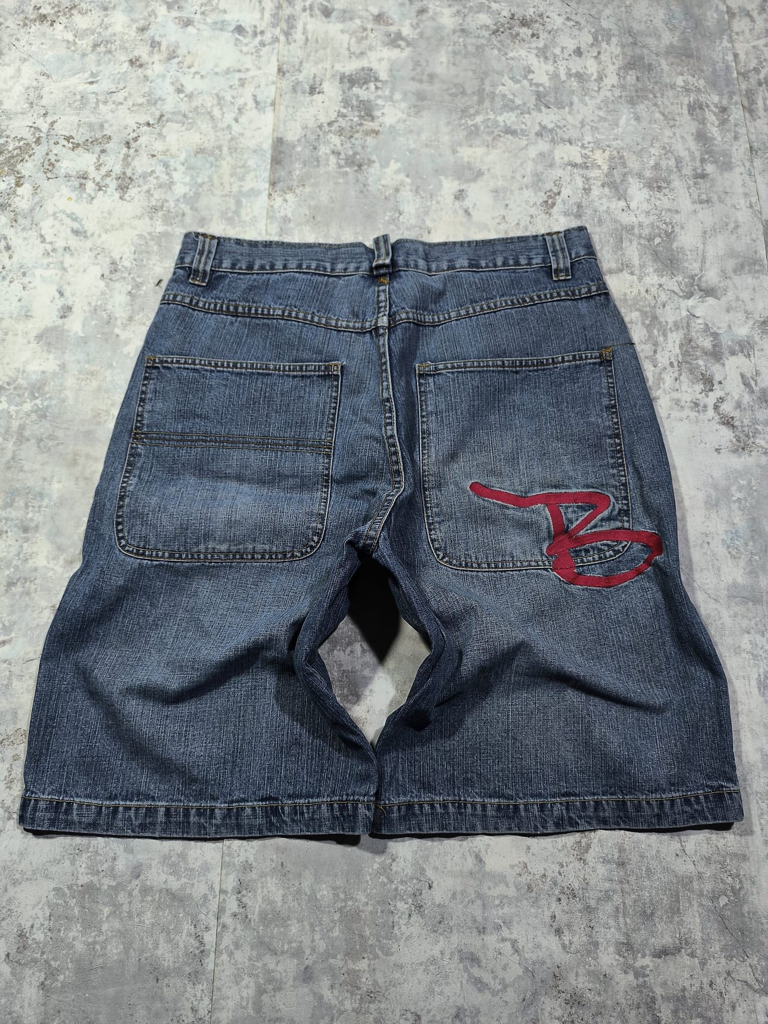 Southpole bone nyc baggy rap jorts Size US 34 / EU 50 - 1 Thumbnail