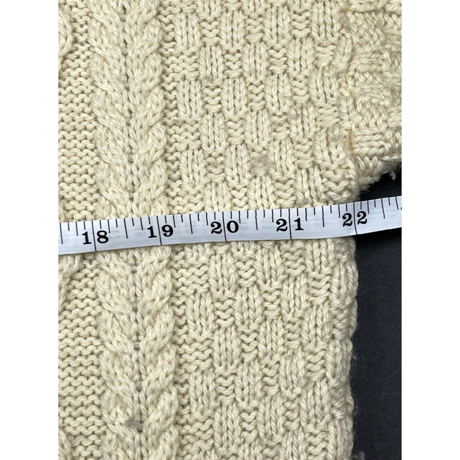 Vintage VINTAGE Aran Craft Cardigan Sweater Womens Merino Wool Ivory Long M Ireland Cable Knit with Pockets 100% Merino Wool Celtic Irish Pattern Womens Size M / US 6-8 / IT 42-44 - 6 Thumbnail
