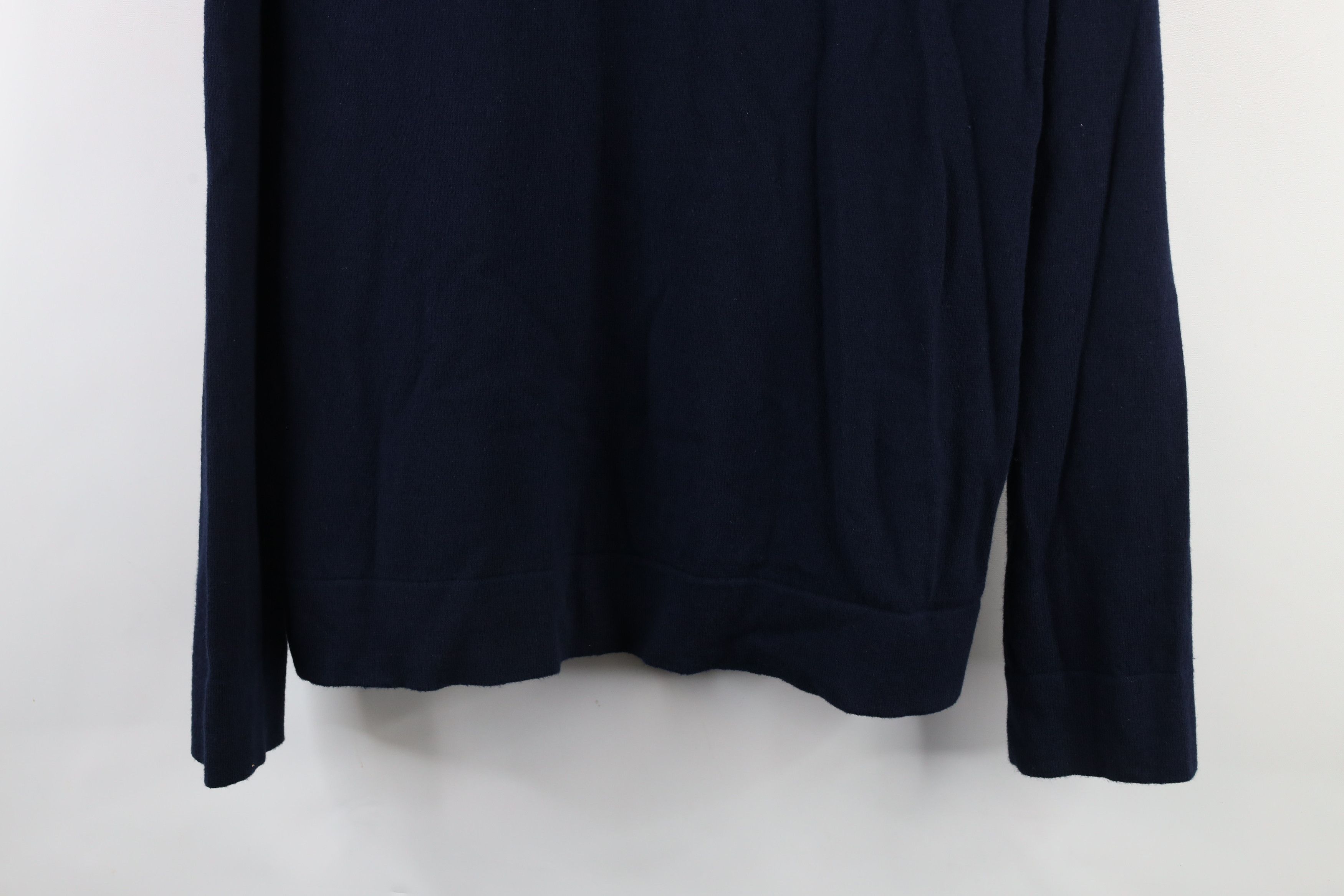 L.L. Bean × Vintage Vintage LL Bean Cashmere Blend Knit V-Neck Sweater Navy Blue Size US L / EU 52-54 / 3 - 3 Thumbnail