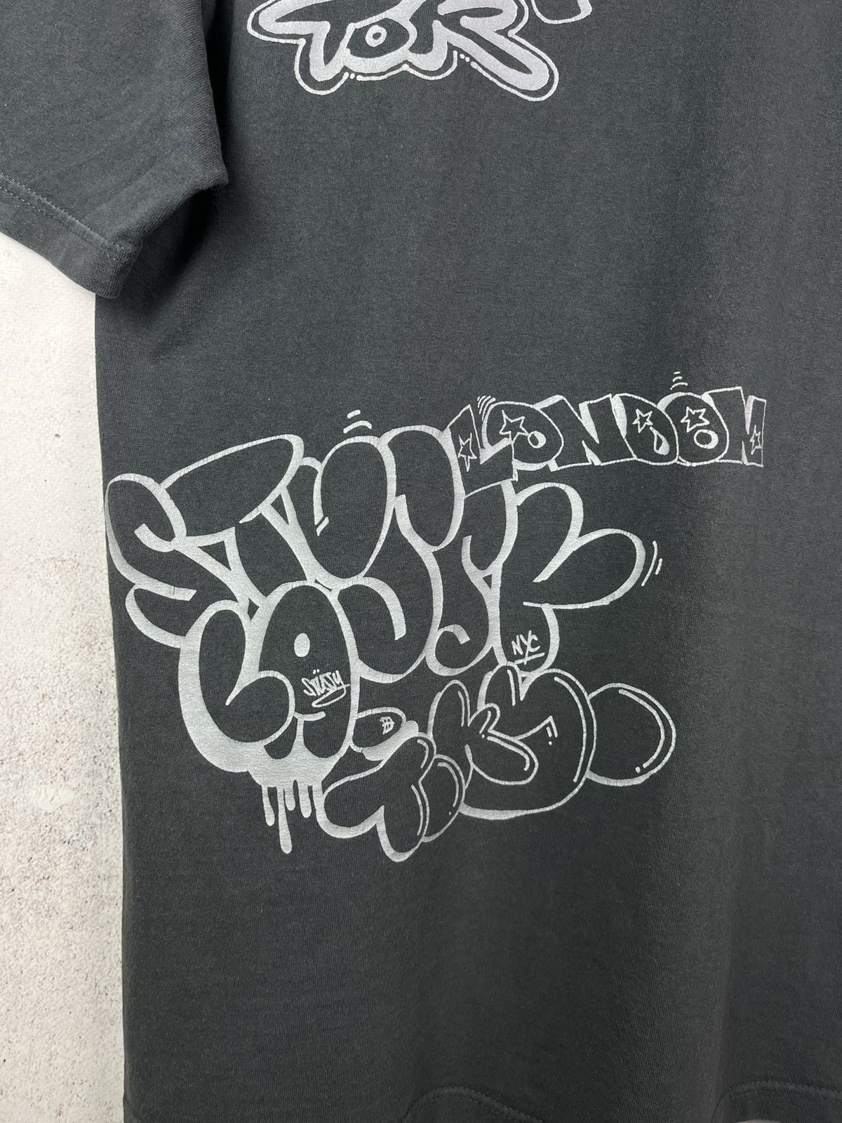 Stussy Vintage Stussy World Tour Graffiti Logo T-Shirt Rare Retro Size US M / EU 48-50 / 2 - 9 Thumbnail