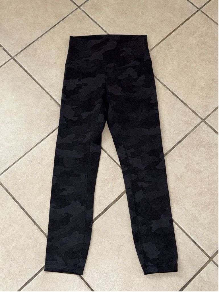 Lululemon Lululemon Wunder Train HR Crop Tight 23” Camo Gray SIZE 4 Size 27" / US 4 / IT 40 - 8 Thumbnail