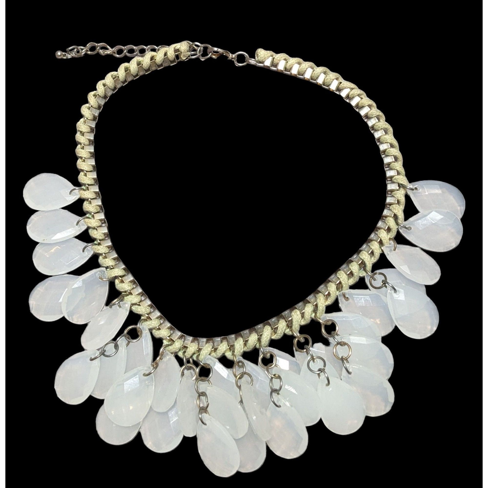 Other Chunky White Teardrop Box Chain Woven Necklace Size ONE SIZE - 1 Thumbnail