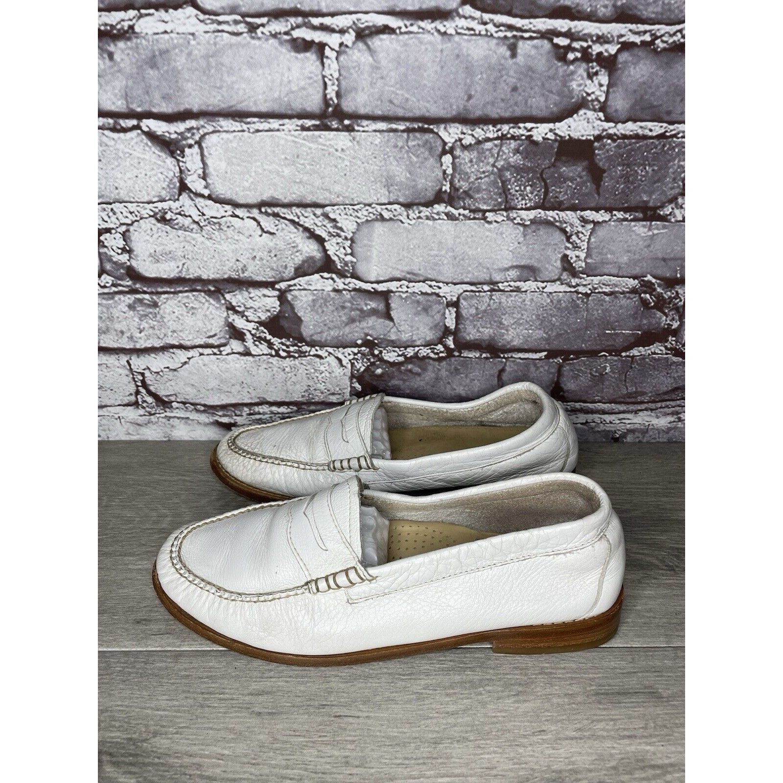 G.H. Bass & Co. G.H. Bass Weejuns White Leather Moc Toe Penny Loafers Shoes Size US 8.5 / IT 38.5 - 6 Thumbnail