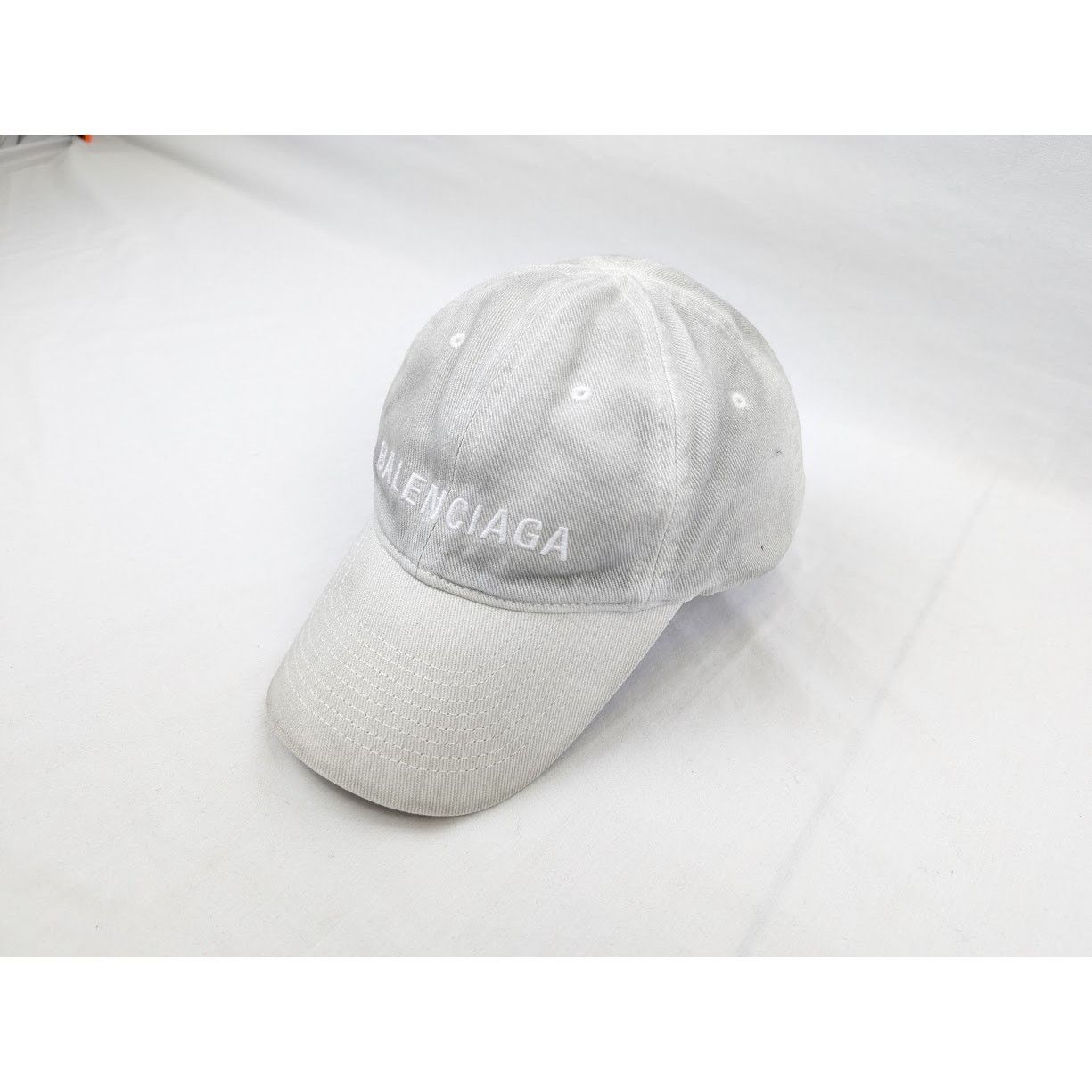 Balenciaga o1rshd1 Size: S / Logo Hat/Cap in White Size ONE SIZE - 7 Thumbnail
