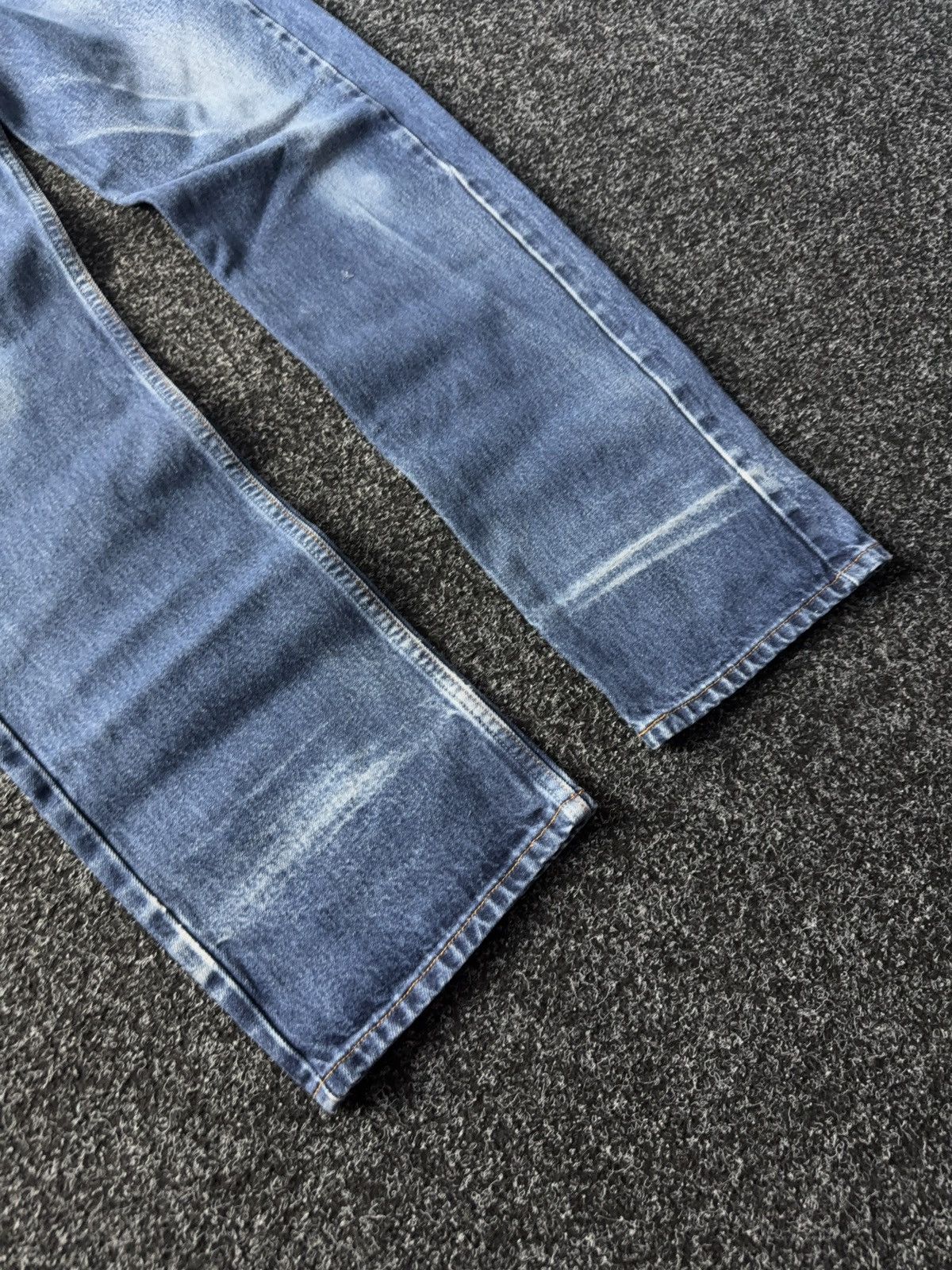 Levi's × Vintage Vintage 00s Levi’s Zip Fly Jeans W32 L32 Size US 32 / EU 48 - 4 Thumbnail