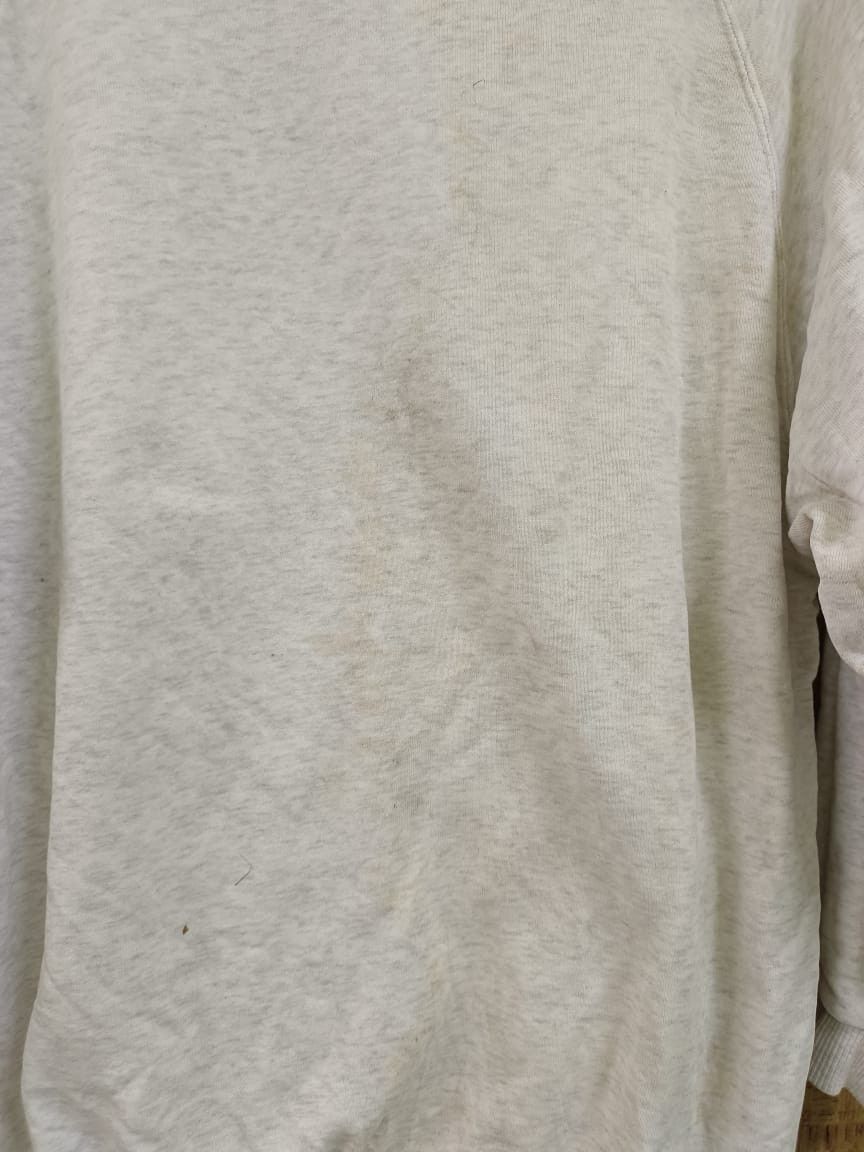 Vintage Vintage 90's Yale University Gold Emboidered Sweatshirt Size US L / EU 52-54 / 3 - 11 Thumbnail