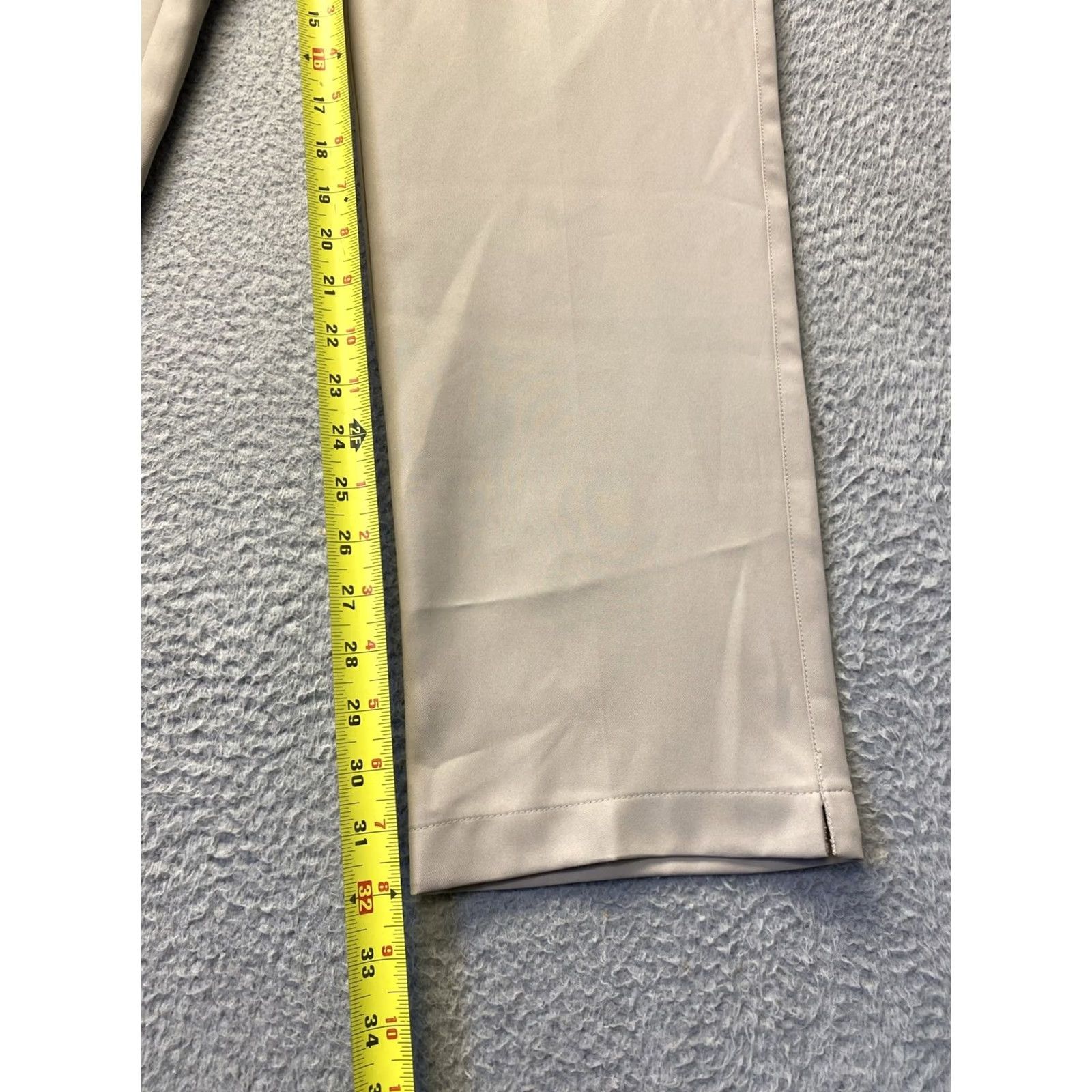 Peter Millar VINTAGE Peter Millar Crown Golf Pants Men’s 33x32 Beige Chino Straight /0757 Size US 33 - 7 Thumbnail