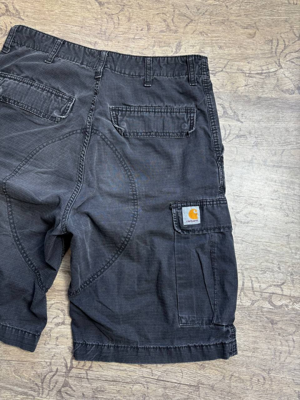 Carhartt Carhartt Bermuda Cargo baggy camo Shorts Size US 30 / EU 46 - 10 Thumbnail
