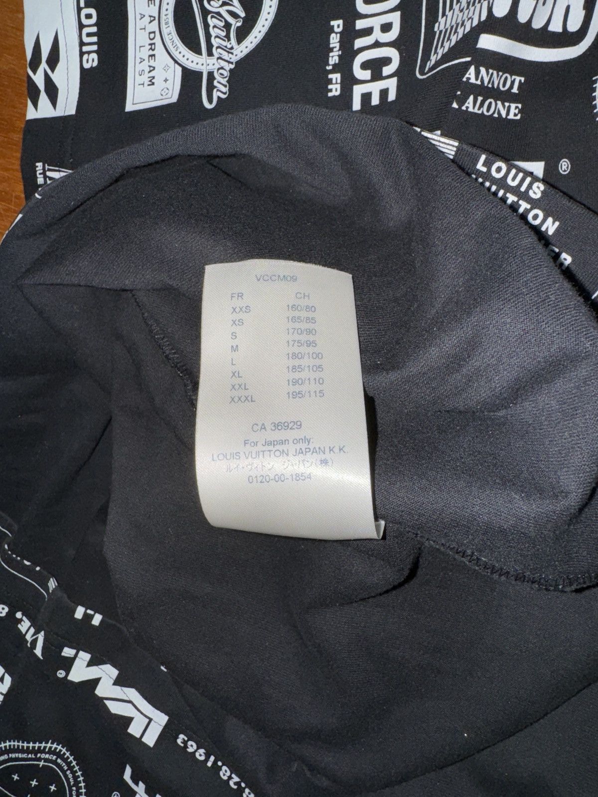 Louis Vuitton × Virgil Abloh LV Allover Logo Tshirt Virgil Abloh Size US L / EU 52-54 / 3 - 4 Thumbnail