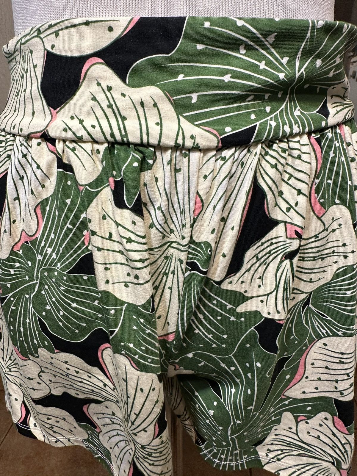 Other PreOwned Fighting Eel Green Hawaiian Print Shorts Women's M Size 30" / US 8 / IT 44 - 3 Thumbnail