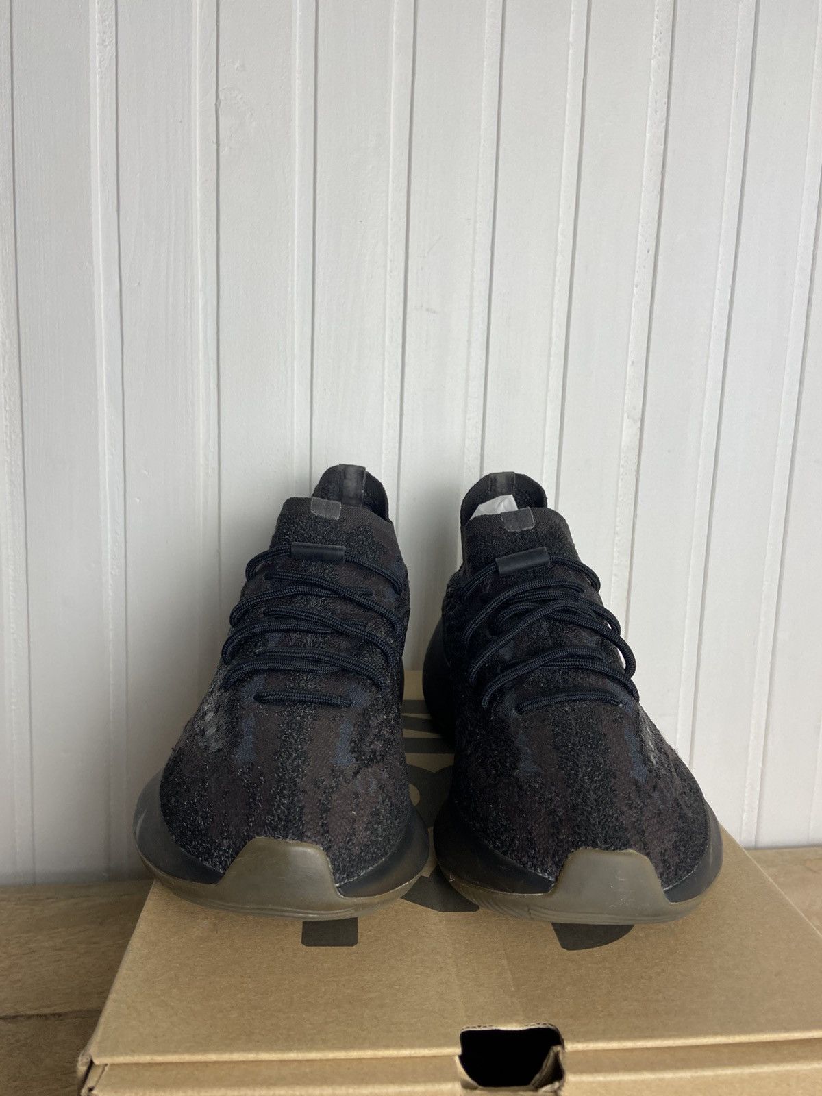 Adidas Used adidas Yeezy Boost 380 "Onyx Reflective" size 9,5US Size US 9.5 / EU 42-43 - 4 Thumbnail