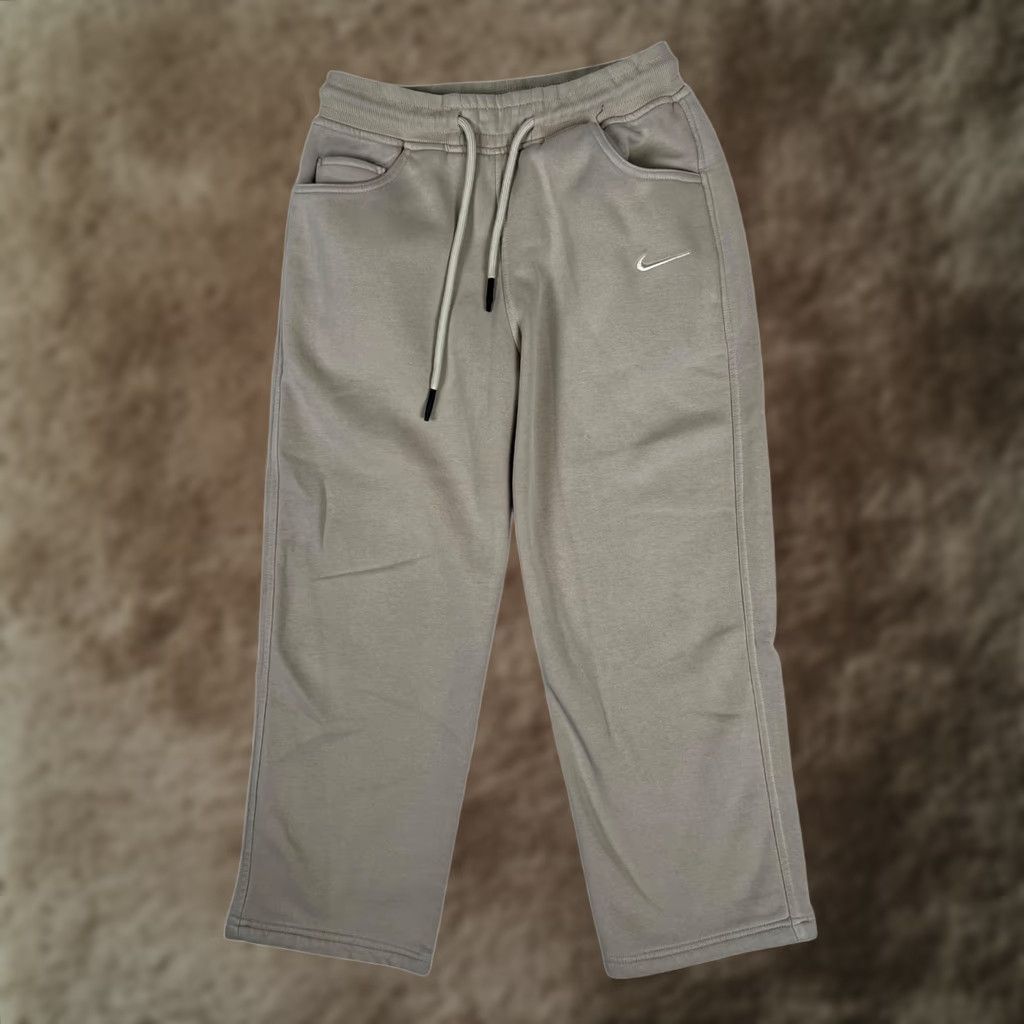 Nike Nike Womens Sweatpants Pants Shirt? Size 40" / US 18 - 1 Thumbnail