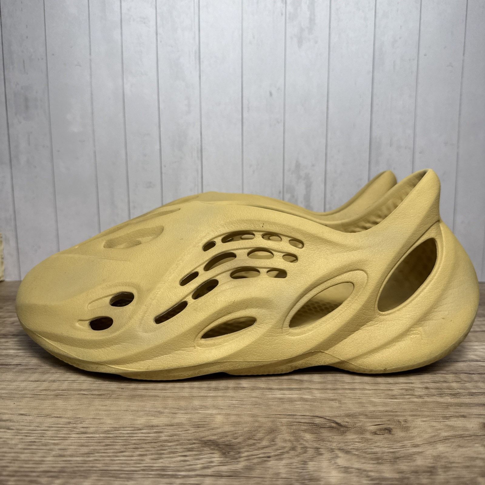 Adidas ADIDAS Yeezy Foam Runner RNR RNNR Sulfur GV6775 Sulfur Sz 14 Size US 14 / EU 47 - 1 Thumbnail