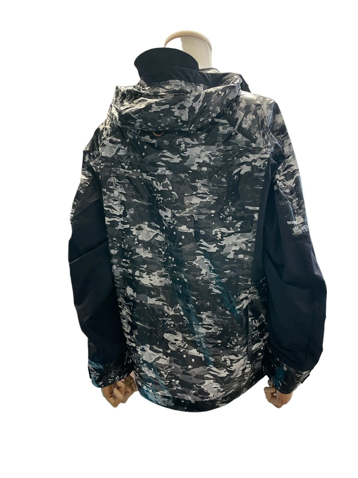 White Mountaineering BLACK AND WHITE PRINTED ZIP UP HOODIE Size US M / EU 48-50 / 2 - 4 Thumbnail