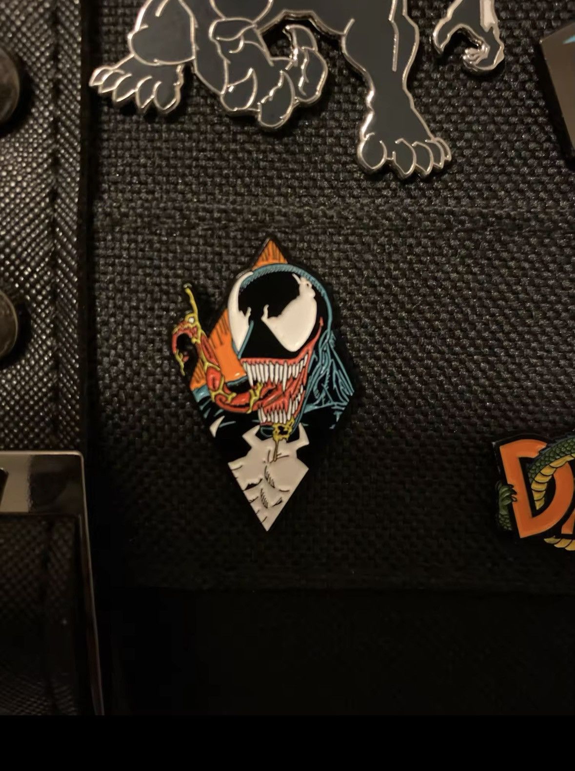 Designer Vanum pin badge on backpack costume accessories Size ONE SIZE - 2 Thumbnail