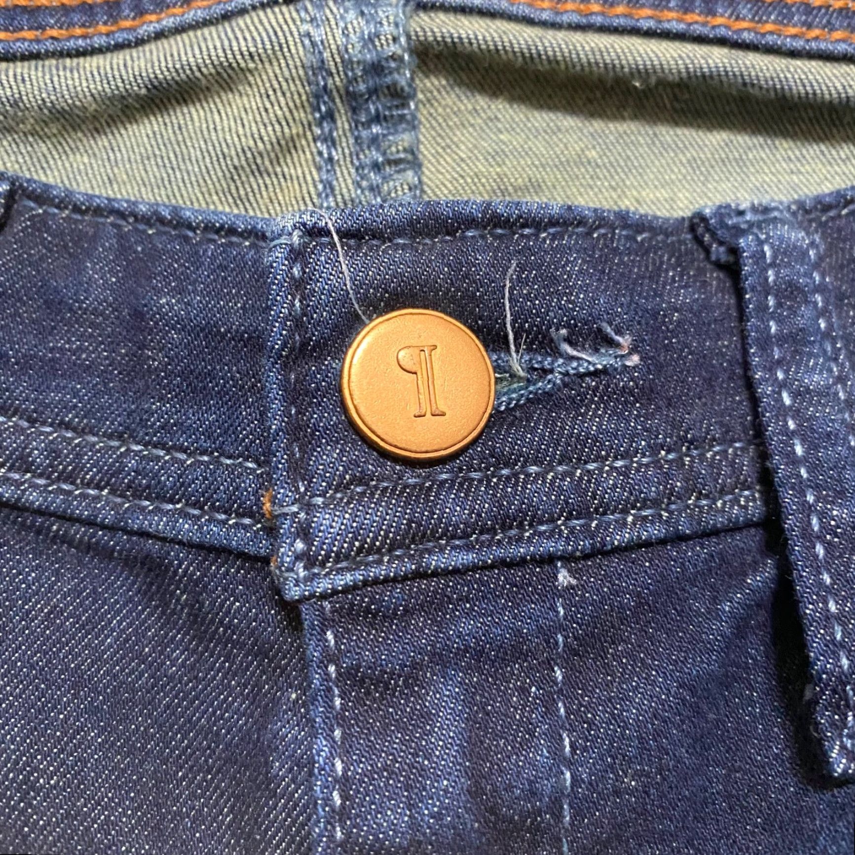 Anthropologie Anthropologie Pilcro Jeans Womens 28 Denim Dark Wash Skinny Low Rise 5-Pocket Stretch Regular Size Blue Button Zip Color Denim Size 28" / US 6 / IT 42 - 6 Thumbnail