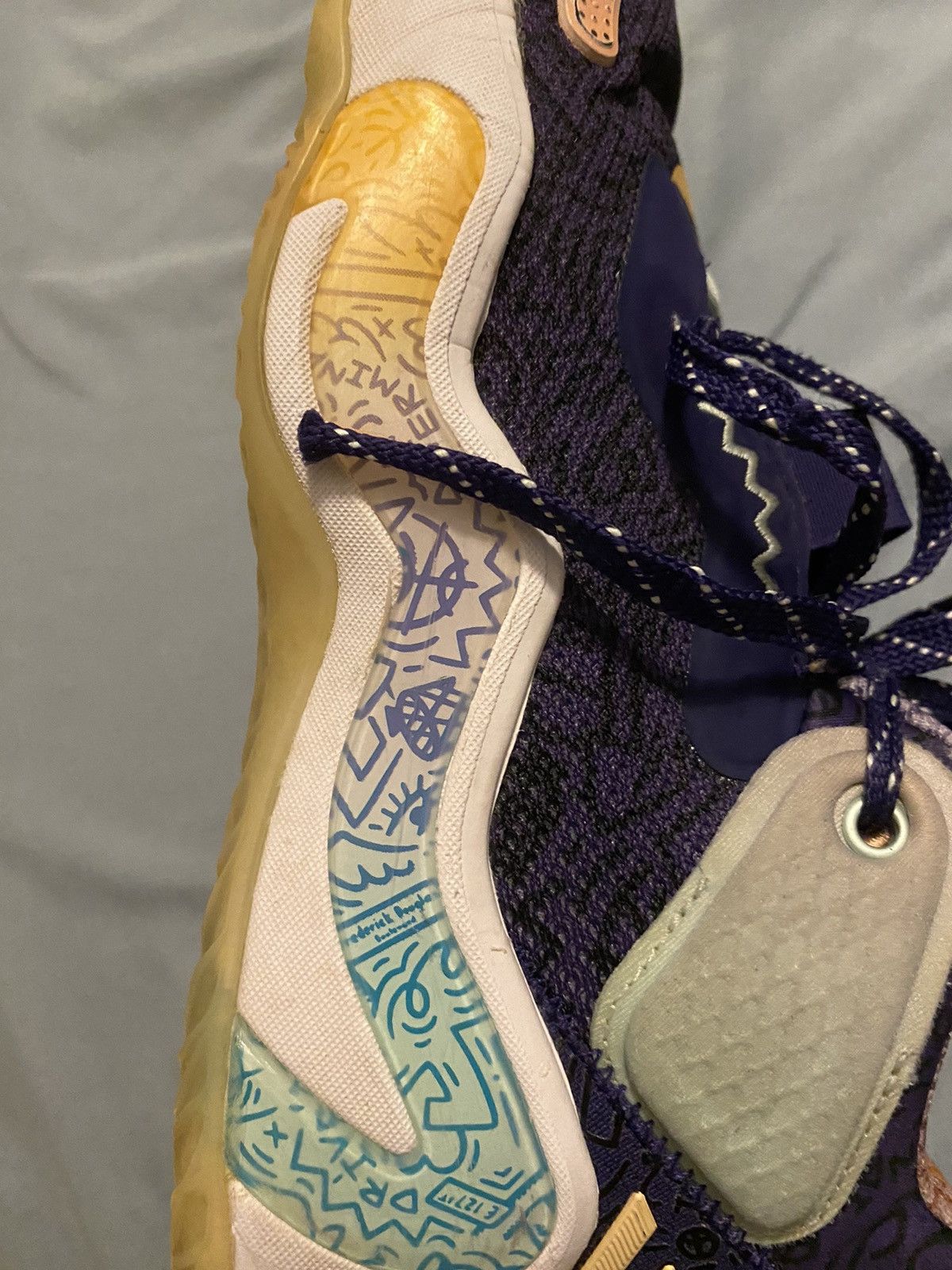Adidas D.O.N basketball shoe Size US 7 / EU 40 - 5 Thumbnail