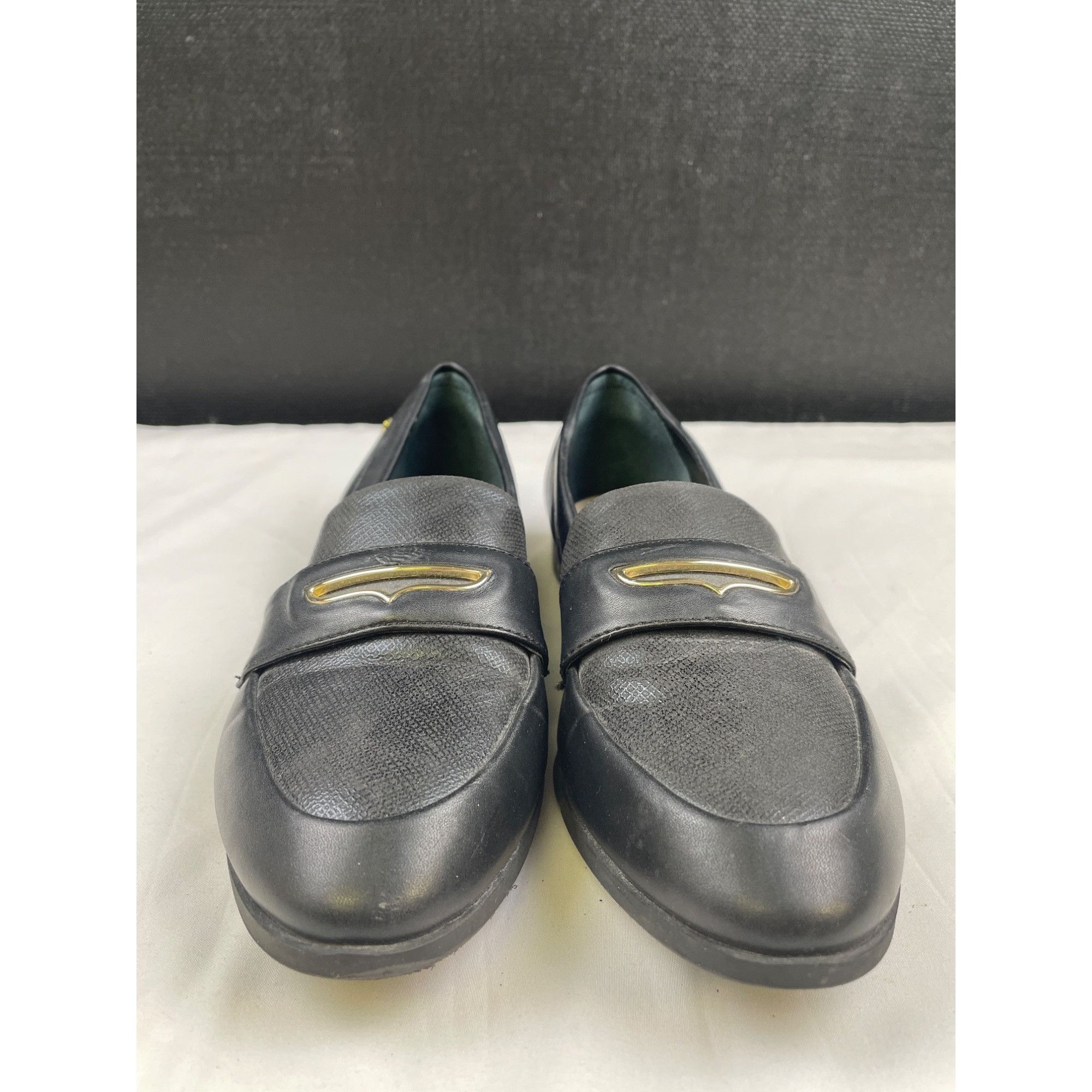 Calvin Klein Calvin Klein Women's Black Leather Flats with gold accents/S Size US 8 / IT 38 - 2 Thumbnail