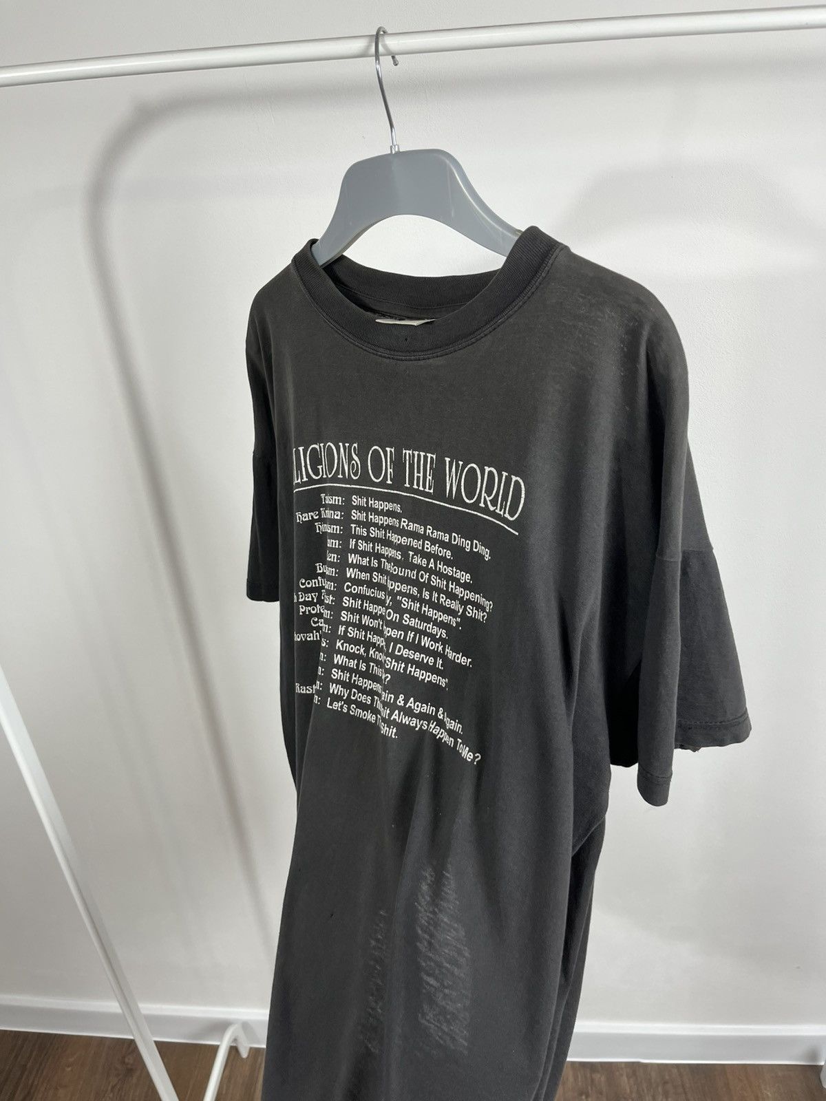 Vintage Vintage Religions of the World Parody Funny Satire T Shirt Size US L / EU 52-54 / 3 - 10 Thumbnail