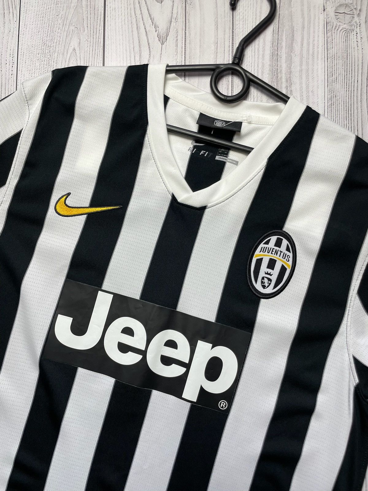 Nike × Vintage Vintage Nike Juventus soccer jersey size L striped Size US L / EU 52-54 / 3 - 2 Thumbnail