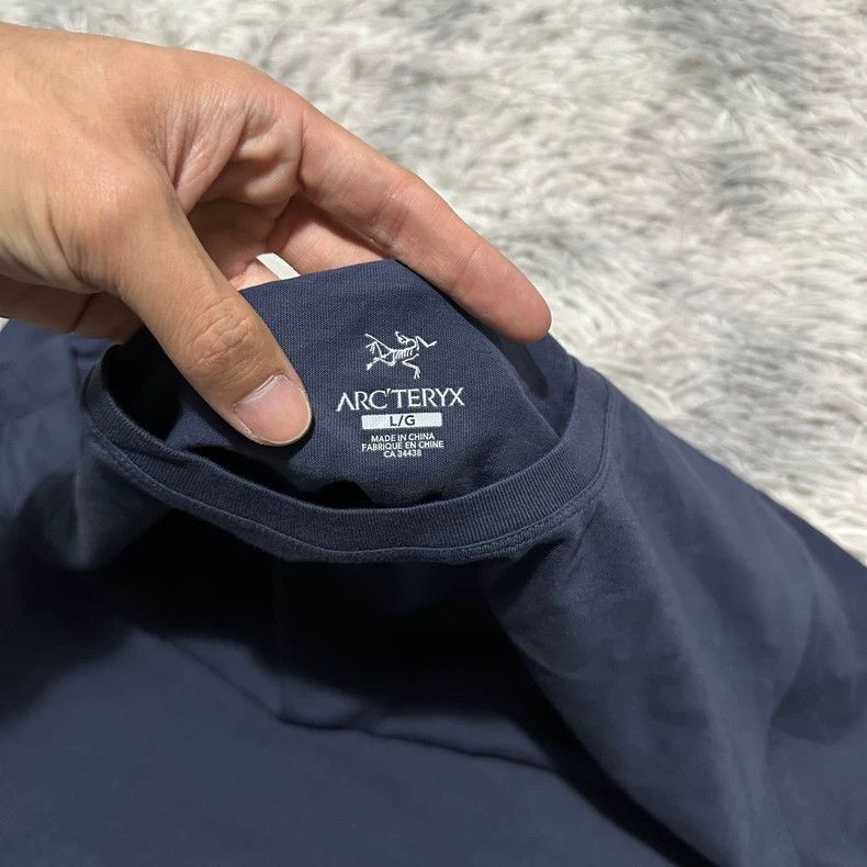 Arc'teryx Arcteryx Emblem Short Sleeve T-Shirt Size US L / EU 52-54 / 3 - 4 Thumbnail