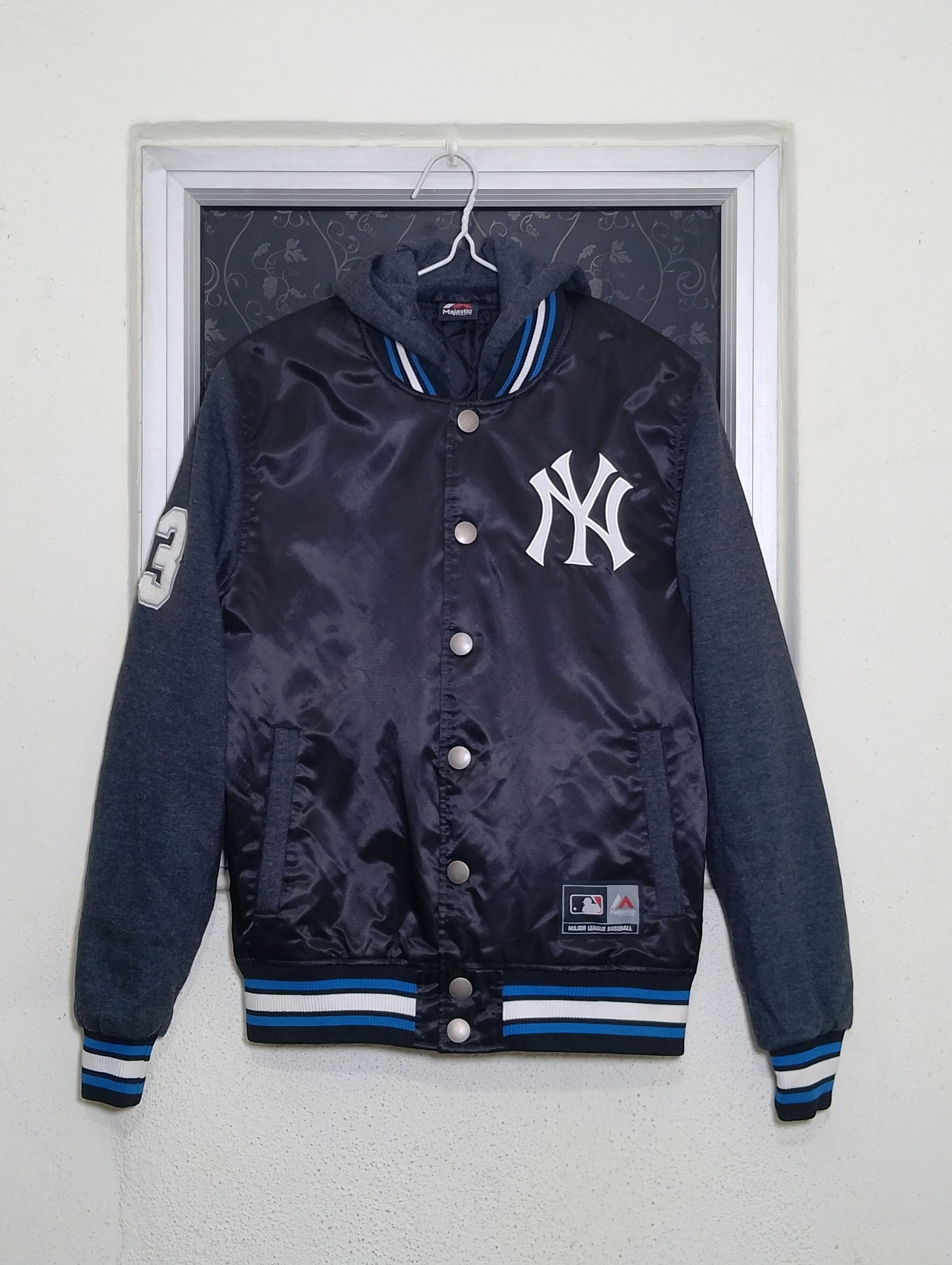 Majestic Majestic Athletic Varsity Jacket Size US S / EU 44-46 / 1 - 1 Thumbnail