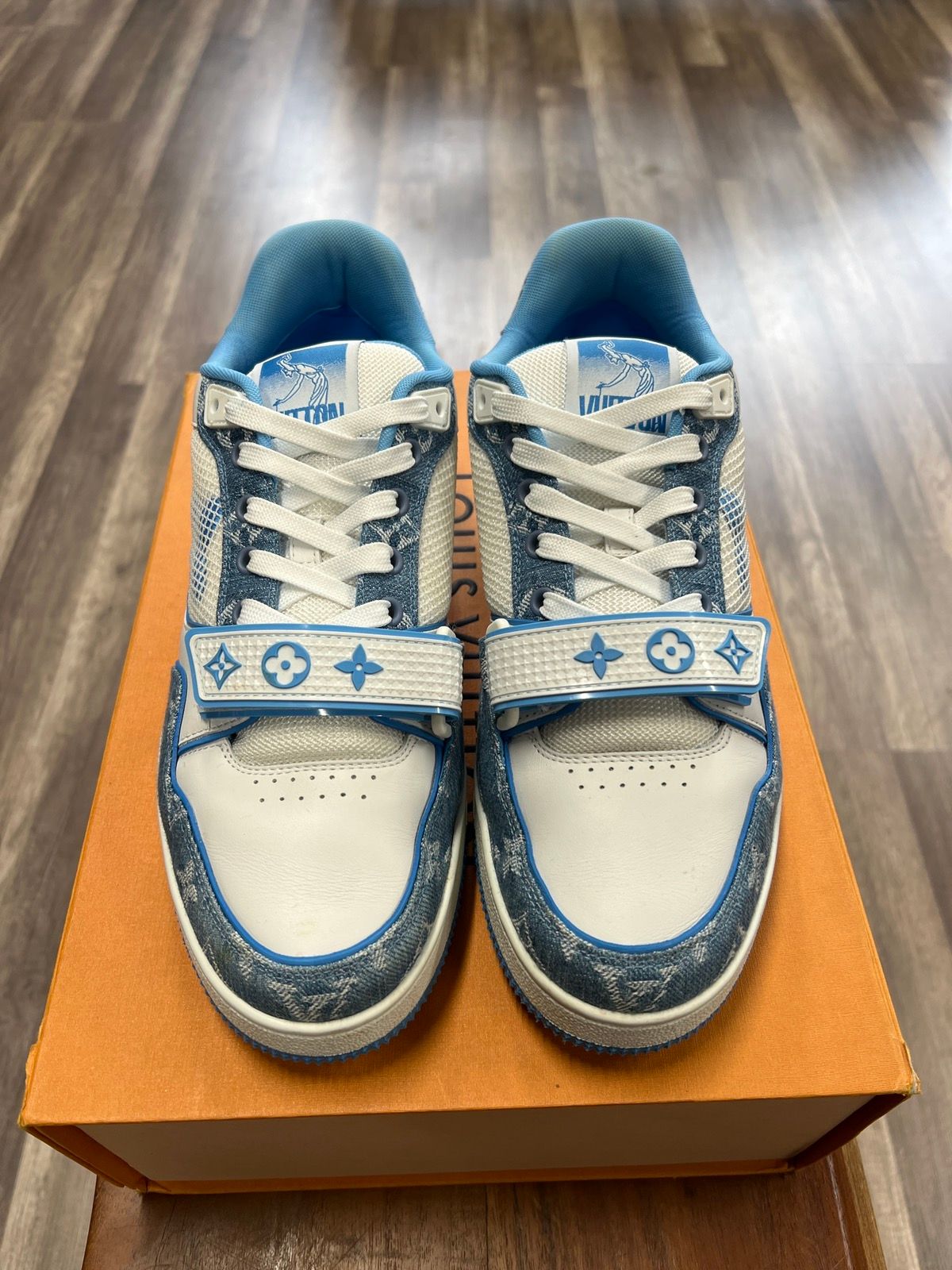 Fastlane cloth low trainers Louis Vuitton Blue size 10.5 UK in