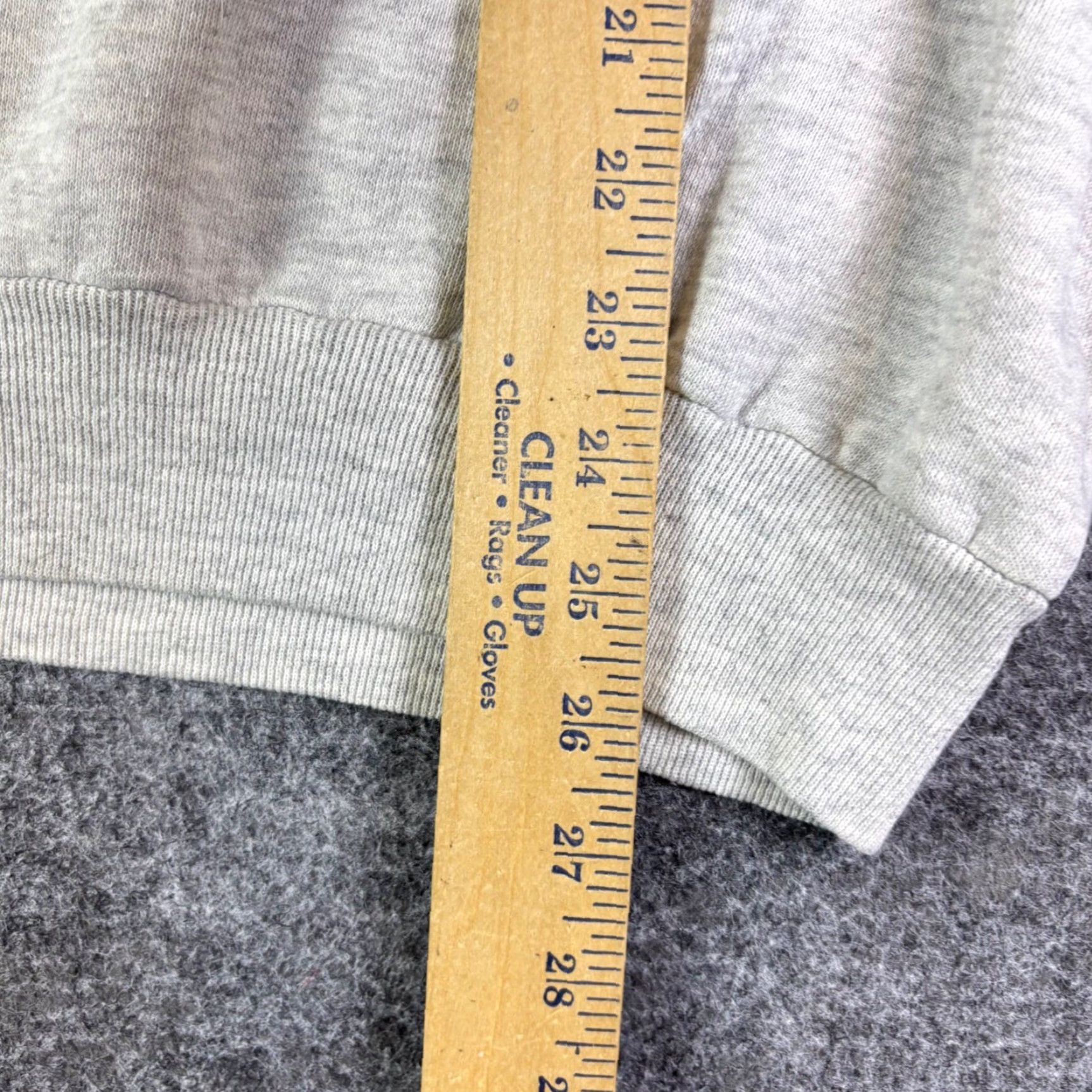 Jerzees VINTAGE Jerzees 90s It's A Man Thing TV Remote Graphic Sweatshirt XL Size US XL / EU 56 / 4 - 4 Thumbnail