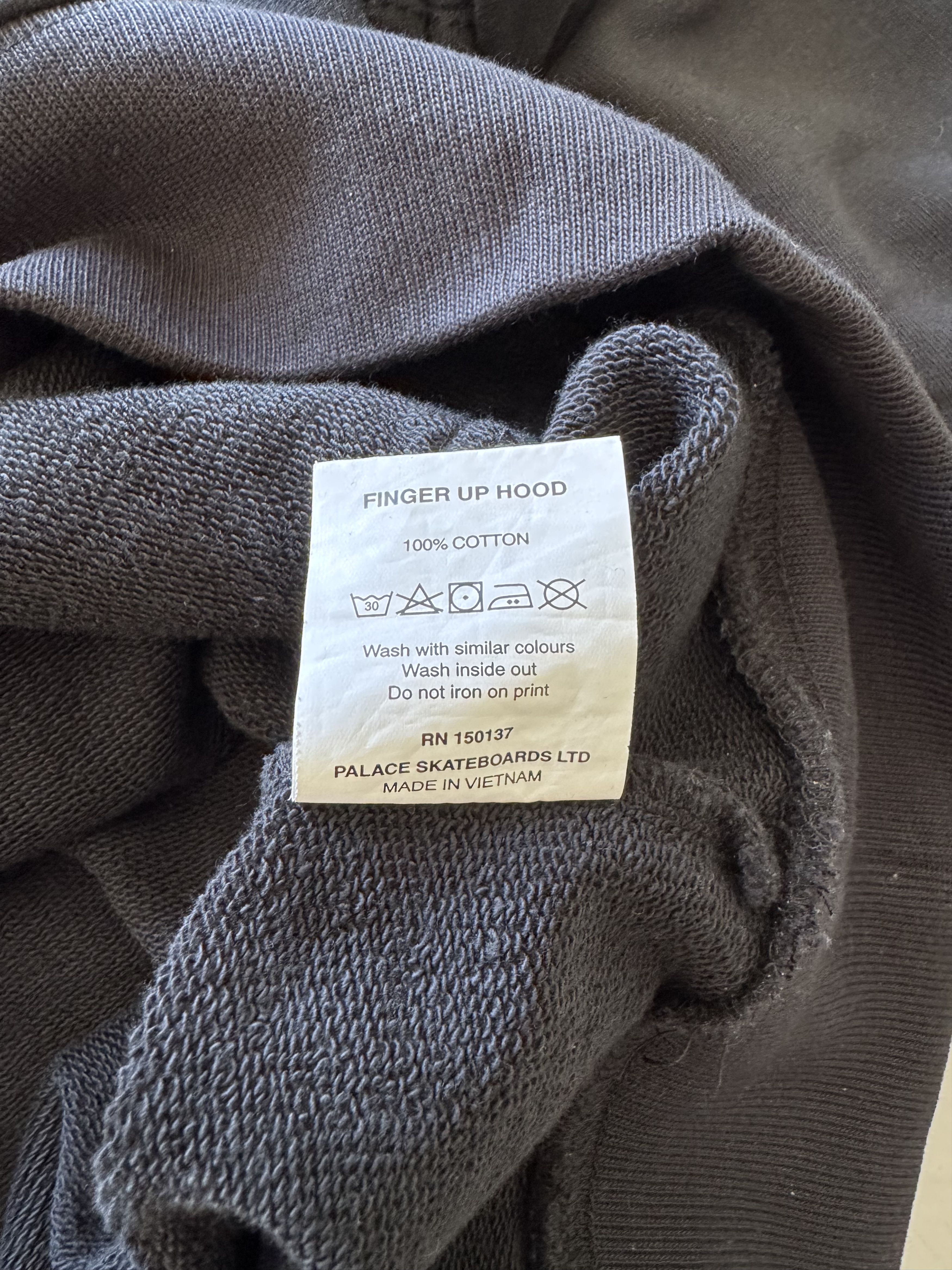 Palace Palace Finger Up Hoodie Size US L / EU 52-54 / 3 - 5 Thumbnail