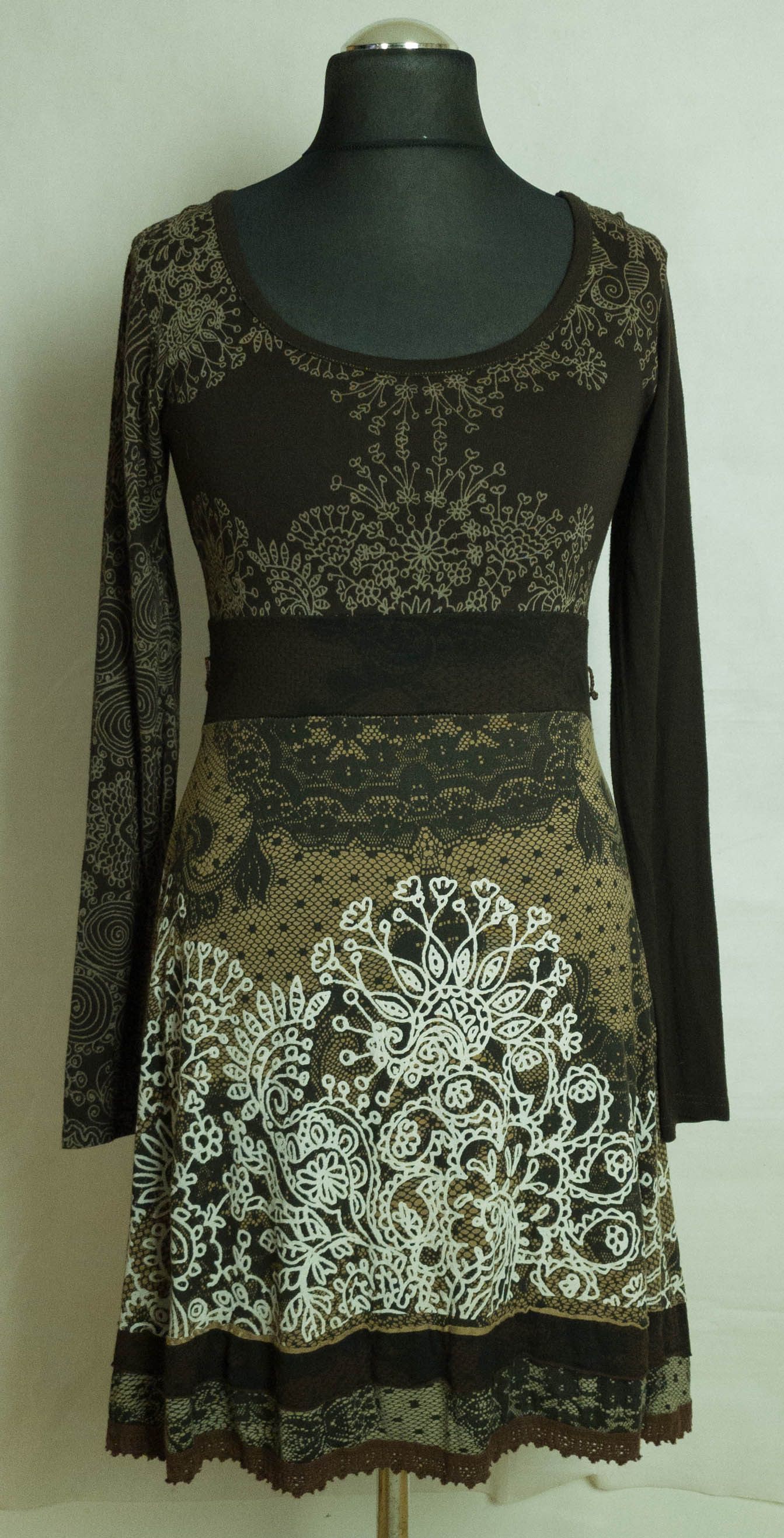 Desigual Desigual womens dress size M Size M / US 6-8 / IT 42-44 - 1 Thumbnail