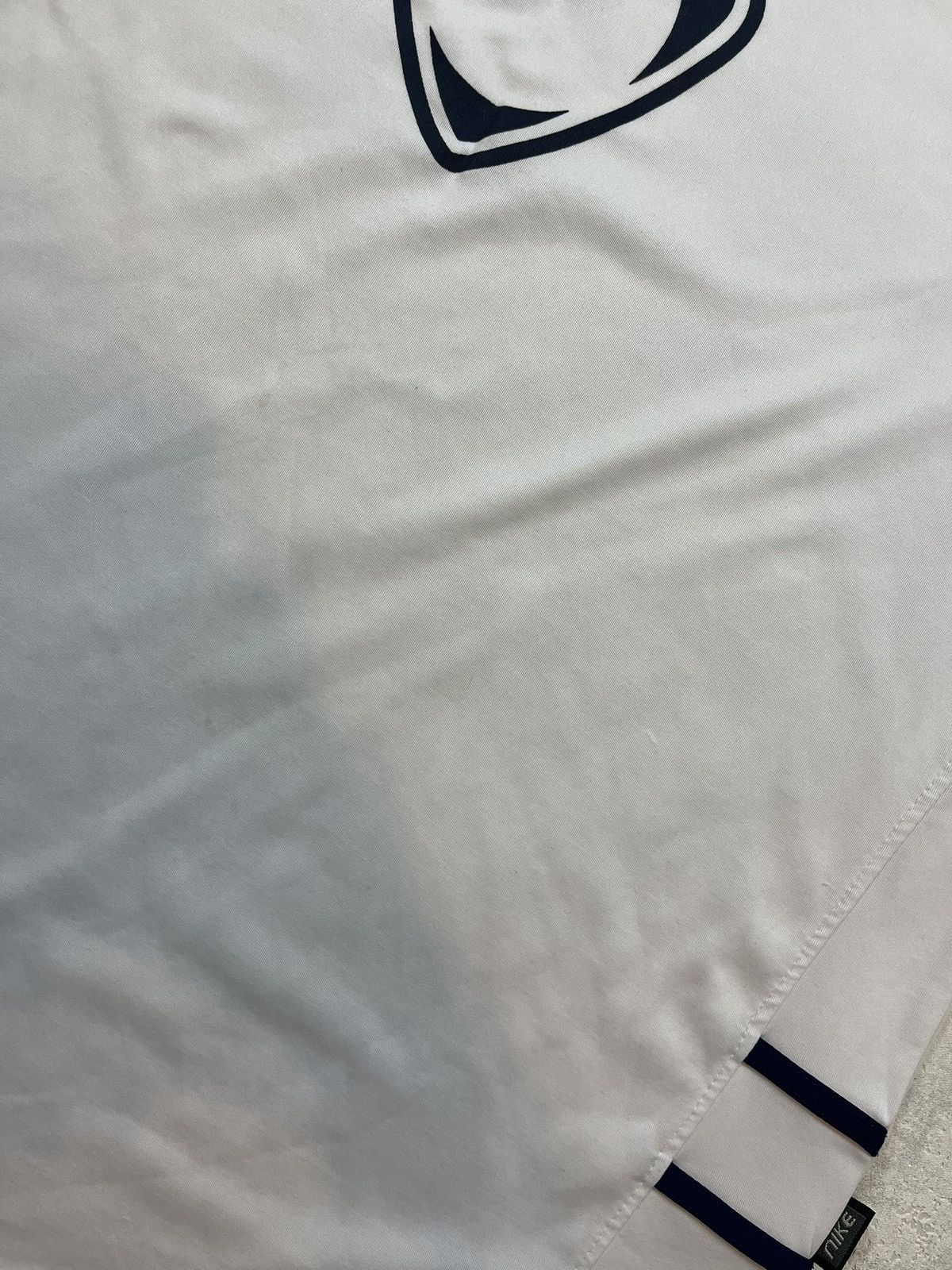 Nike × Vintage 90s Nike Big Central Swoosh Vintage Y2K Oversized T-Shirt Size US L / EU 52-54 / 3 - 6 Thumbnail