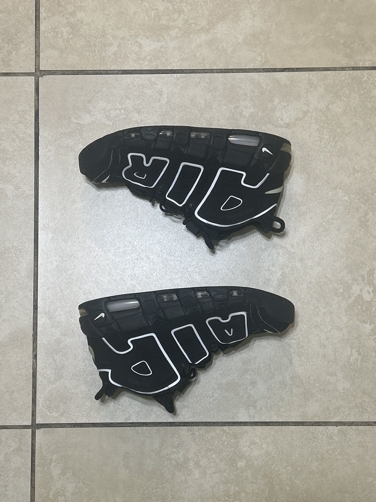 Nike Nike Air More Uptempo Black White Size US 9 / EU 42 - 2 Thumbnail