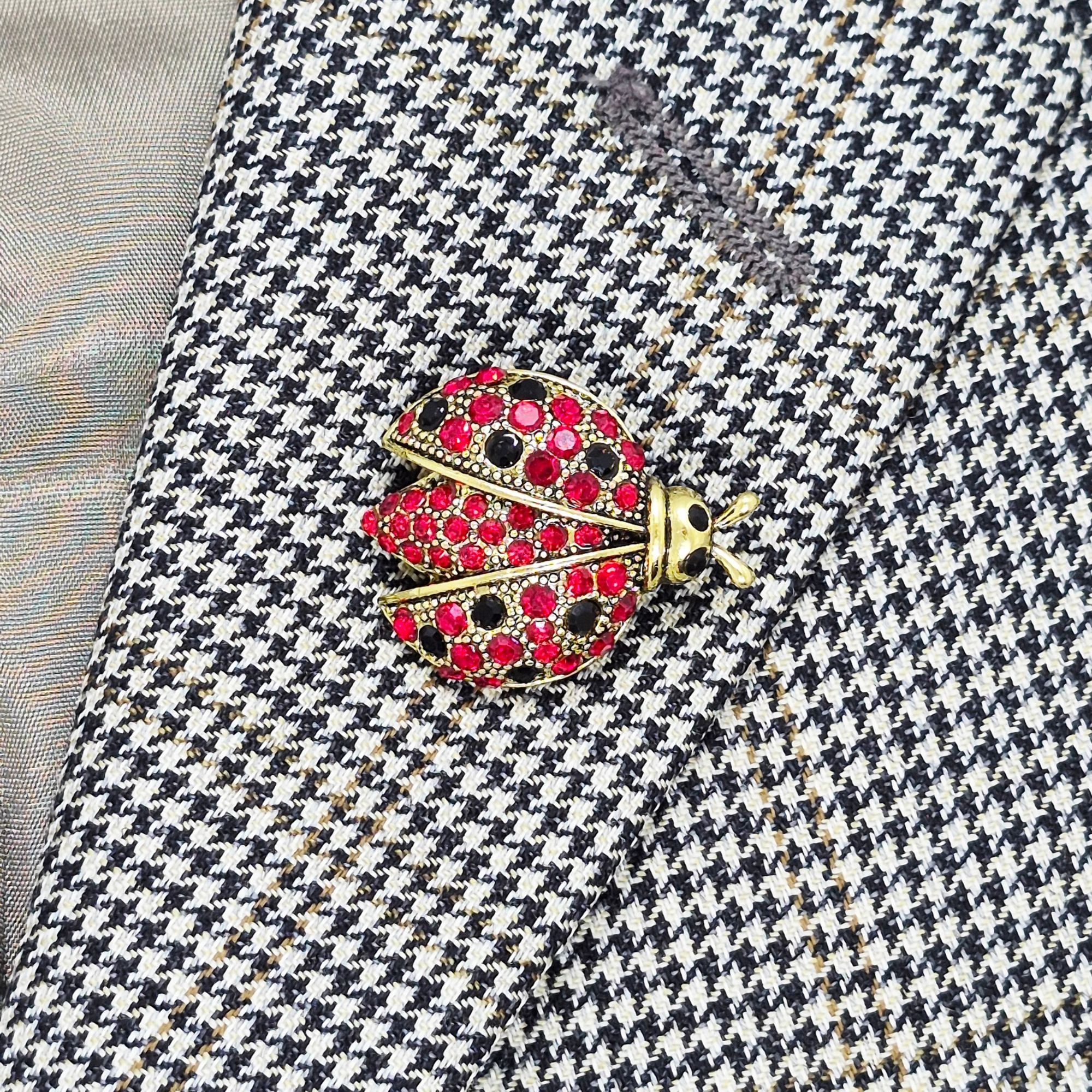 Other Vintage Red Ladybug Brooch Pin Gold Rhinestone Beetle Crysta Size ONE SIZE - 1 Thumbnail