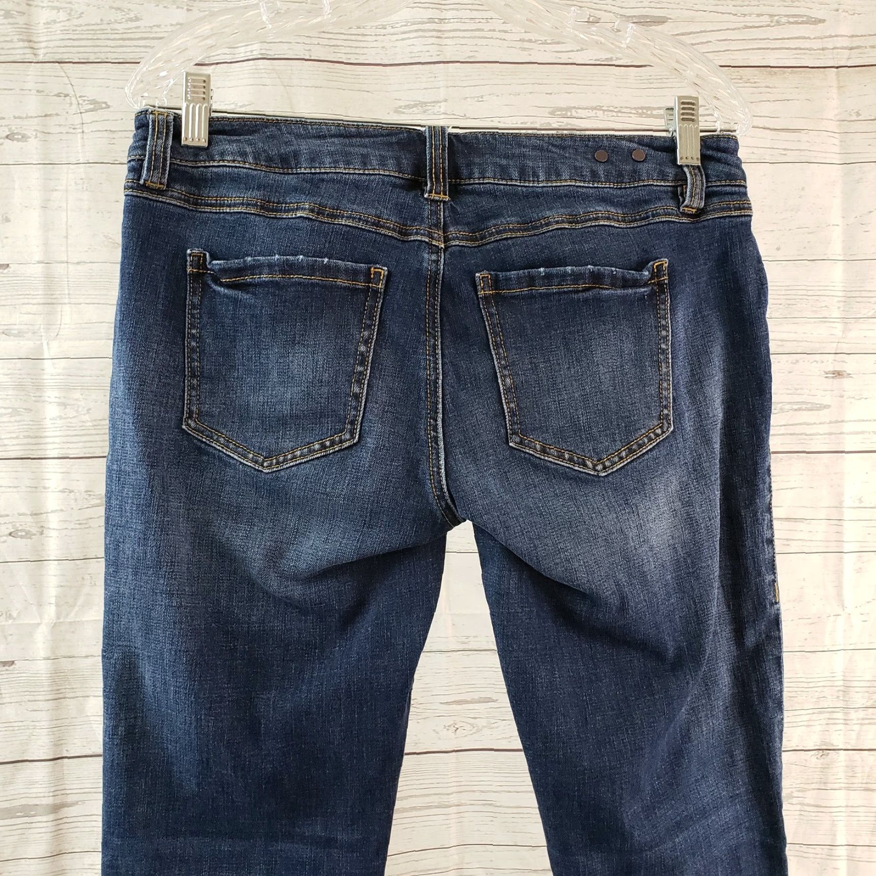Vintage CAbi 5695 Womens Slim Boyfriend Jeans Sz 4 Blue Patchwork Low Rise Denim Giftless Size 27" / US 4 / IT 40 - 4 Thumbnail