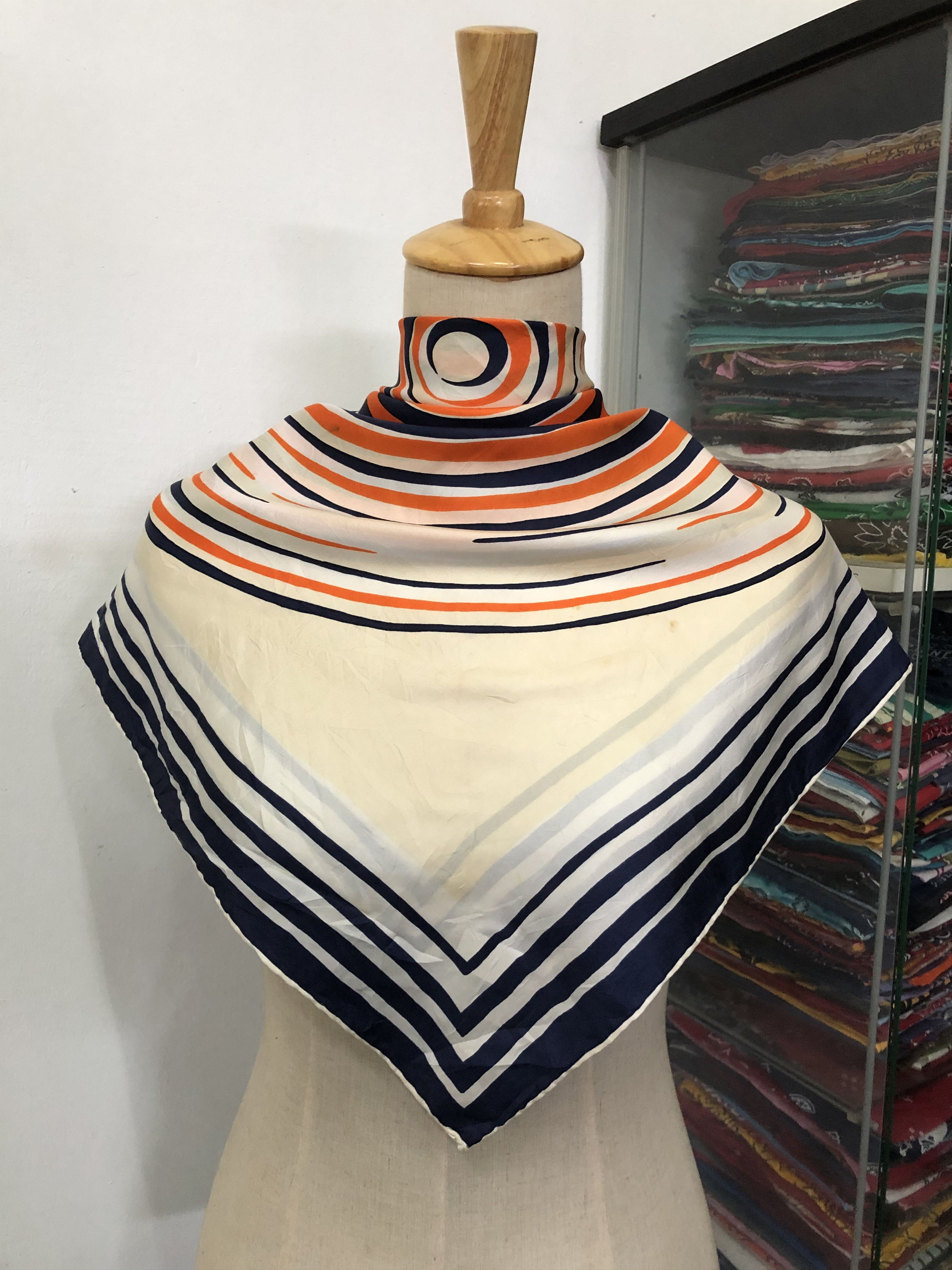 Vintage Vintage Silk Scarf Size ONE SIZE - 1 Thumbnail