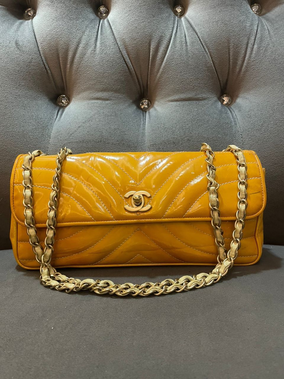 Chanel Authentic Chanel Classic Mini Flap Shoulder Bag Size ONE SIZE - 1 Thumbnail