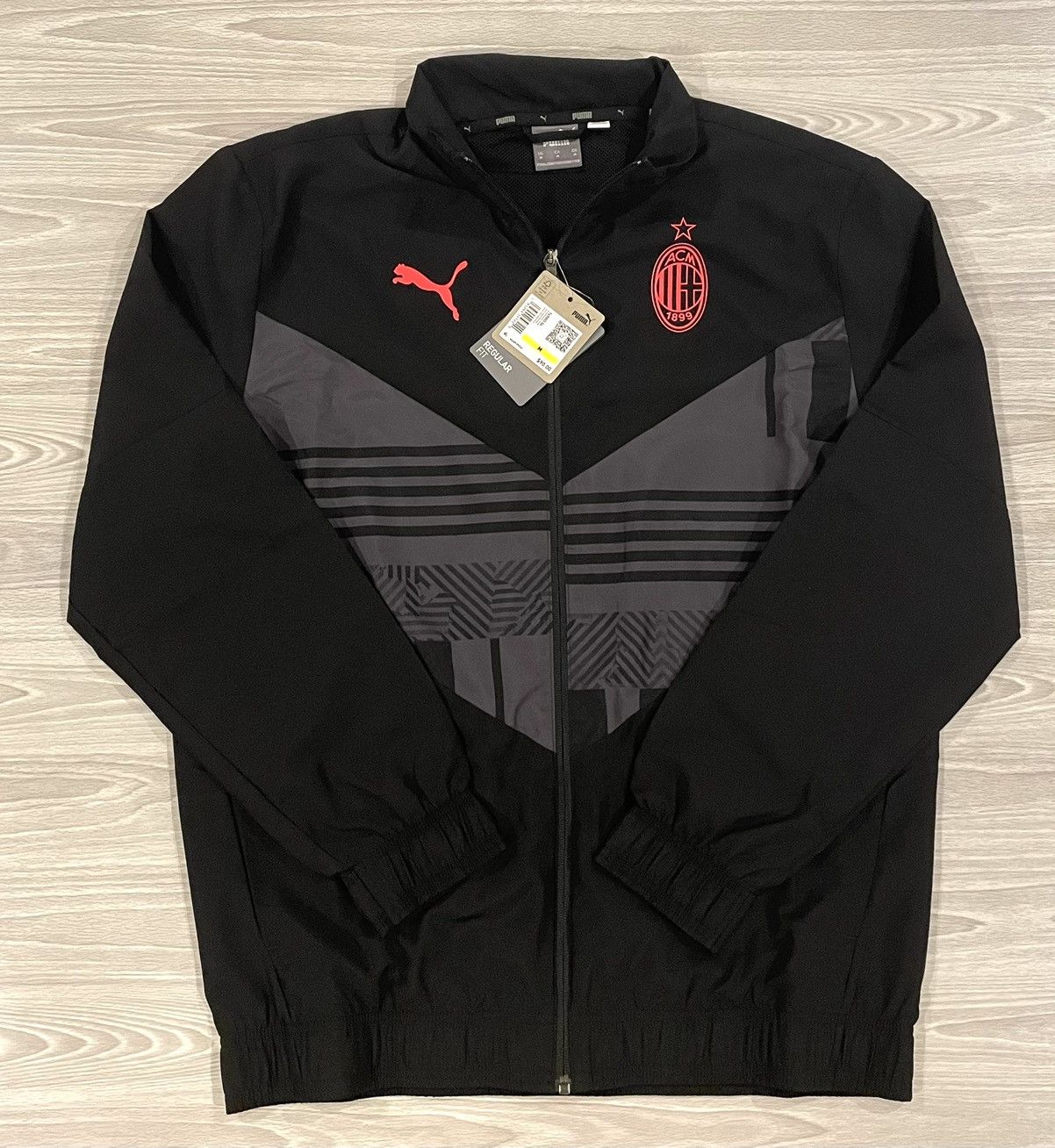 Puma Puma 2022/23 AC Milan Prematch Jacket Men's Size Medium Size US M / EU 48-50 / 2 - 1 Thumbnail