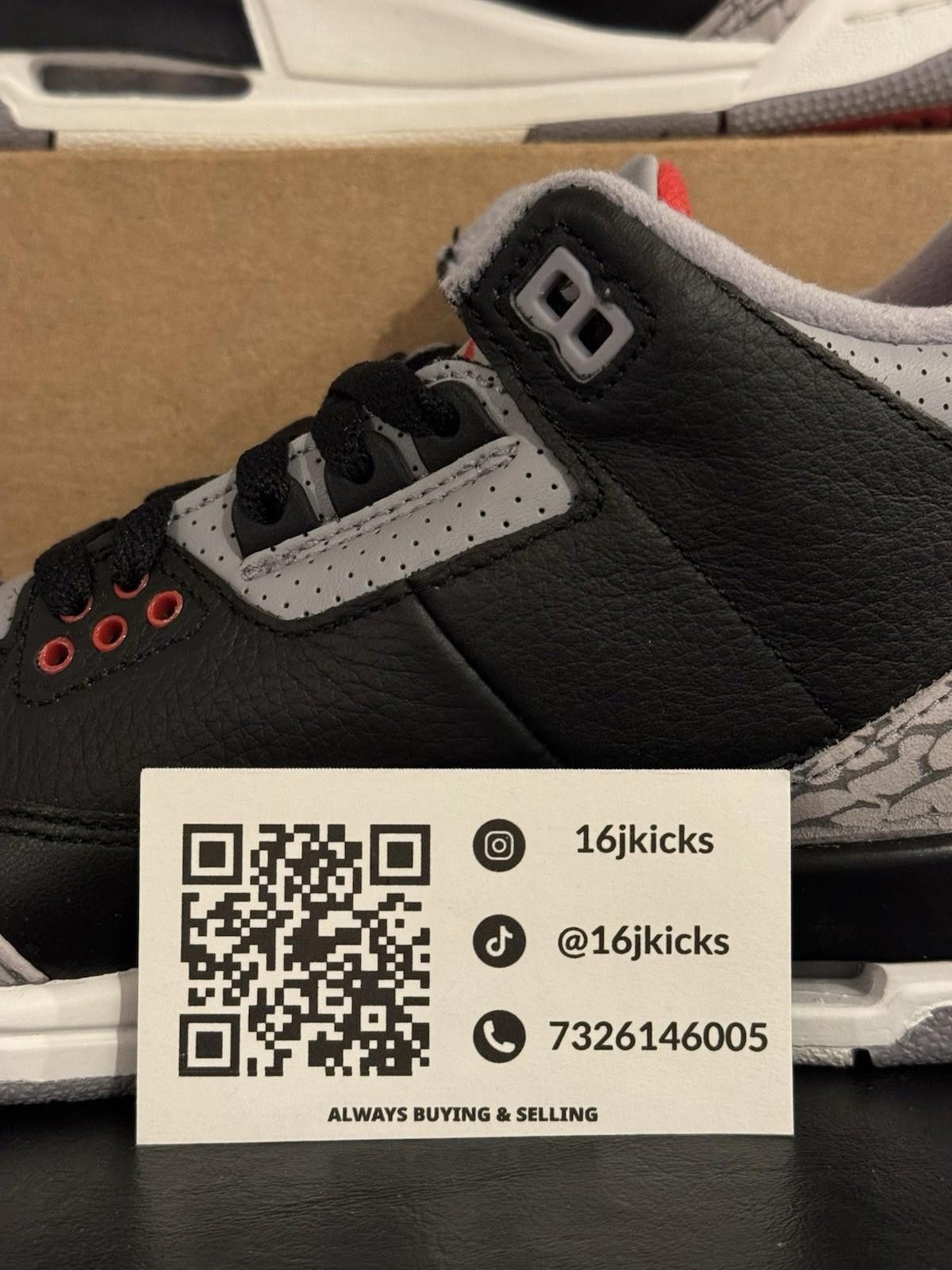 Grayers Nike Air Jordan 3 Retro GS Youth Size 4.5Y Black Fire Red Size US 5 / EU 37 - 2 Thumbnail