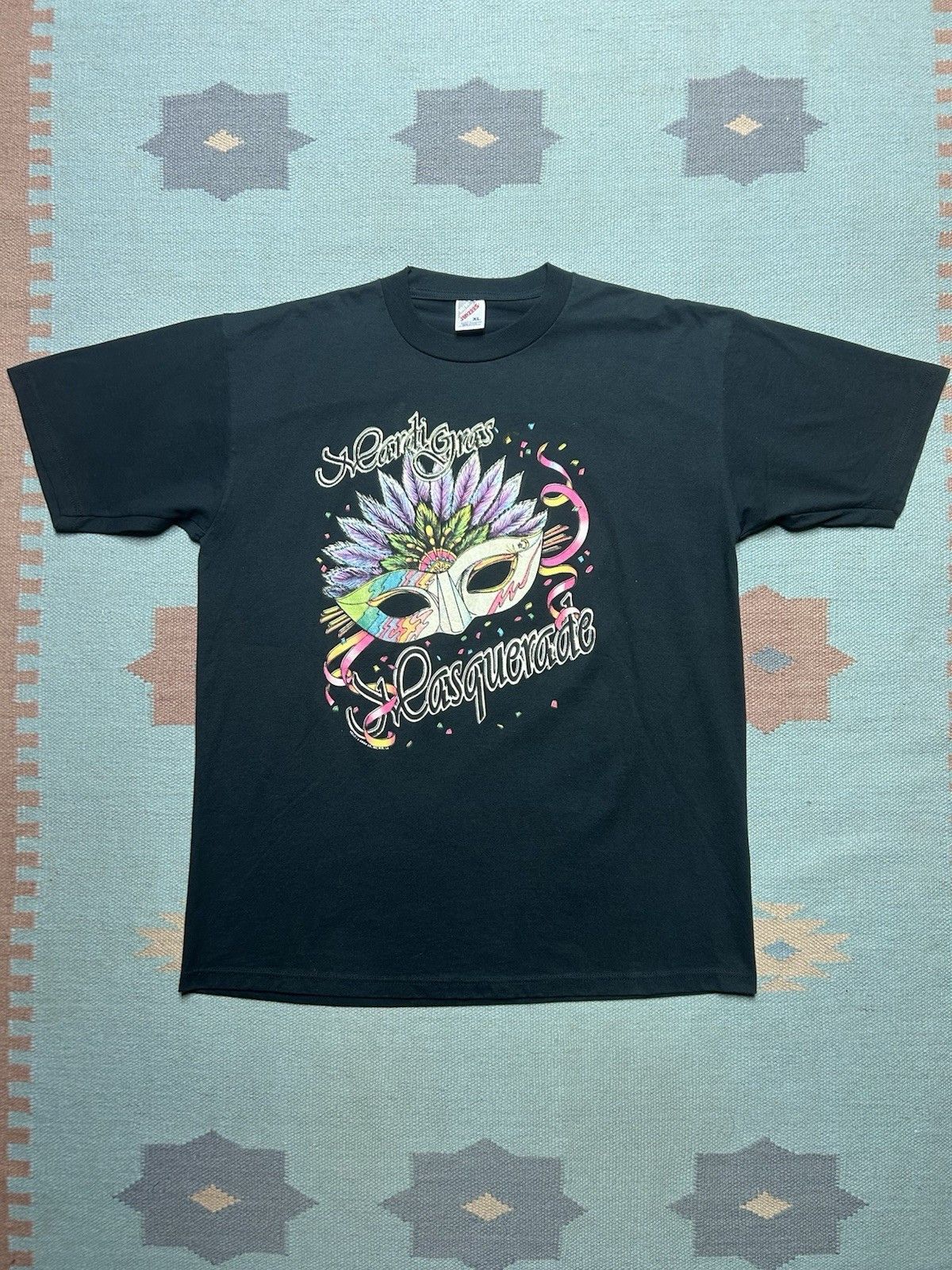 Vintage Vtg 90s t shirt Mardi Gras masquerade mask New Orleans XL Size US XL / EU 56 / 4 - 1 Thumbnail