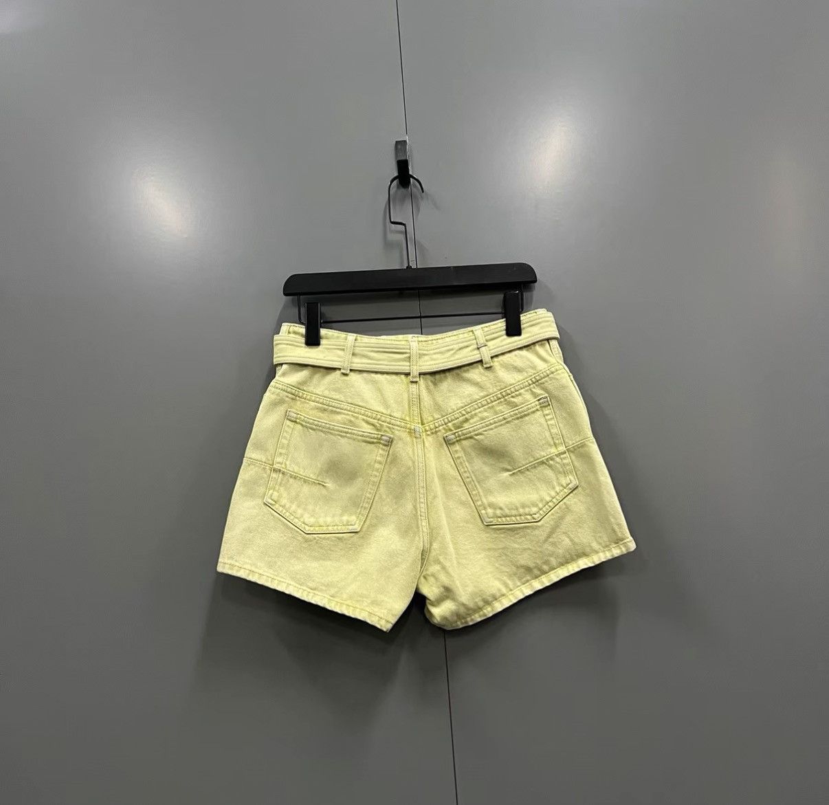 Dior Dior Yellow Belted Denim Shorts J41 Size 28" / US 6 / IT 42 - 2 Thumbnail
