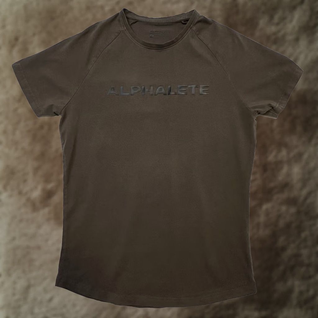 Vintage Alphalete Performance Tee T-Shirt Short Sleeve Brown Crew Neck Athletic Fit Small Men Size US S / EU 44-46 / 1 - 1 Thumbnail