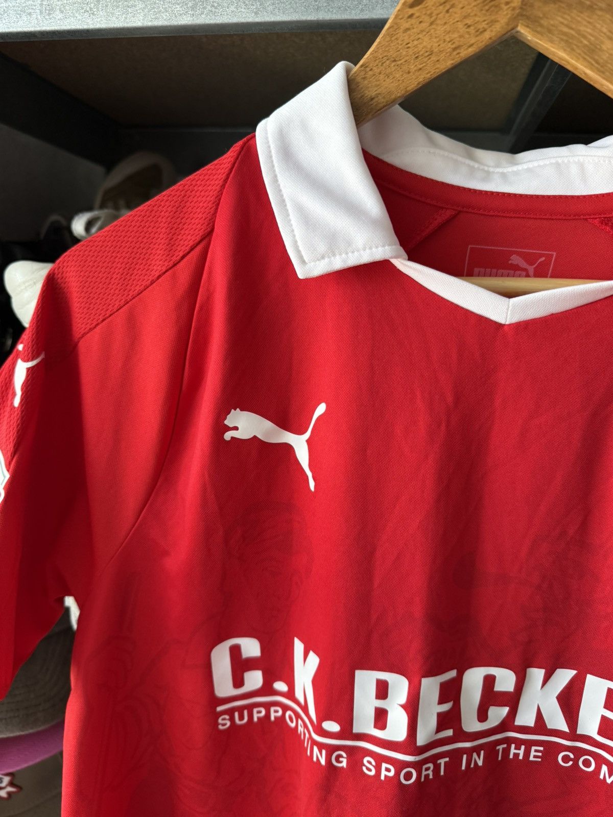 Puma MATCH ISSUE BARNSLEY FC PUMA 2018/19 FOOTBALL SHIRT JERSEY Size US M / EU 48-50 / 2 - 5 Thumbnail