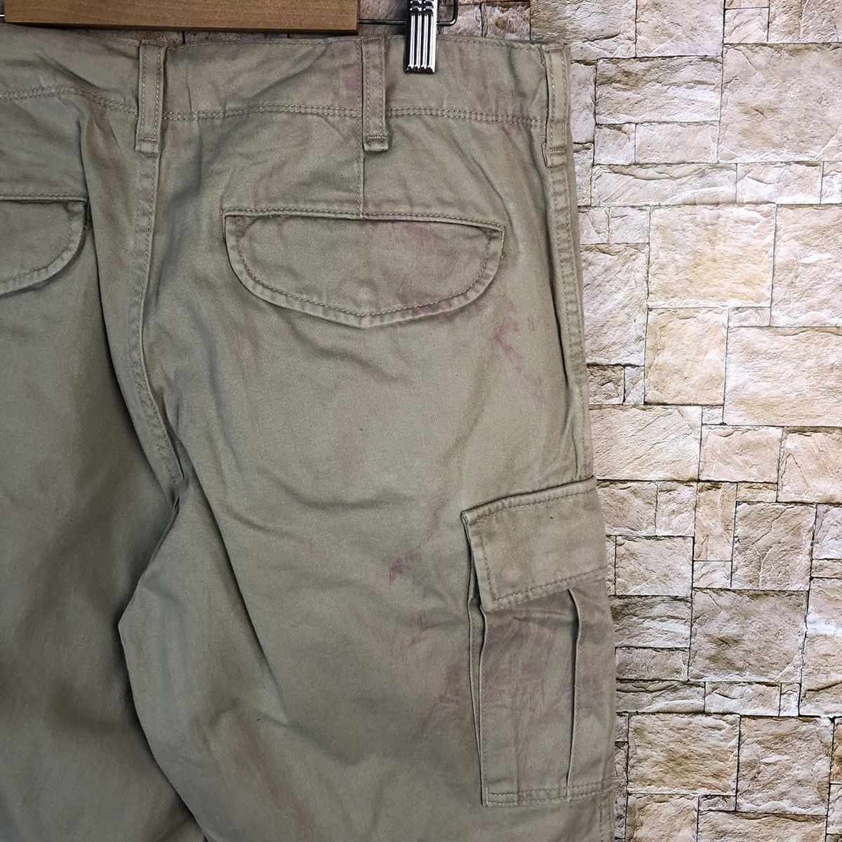 Japanese Brand Uniqlo Cream Cargo Multipocket Pants #A636 Size US 33 - 21 Thumbnail