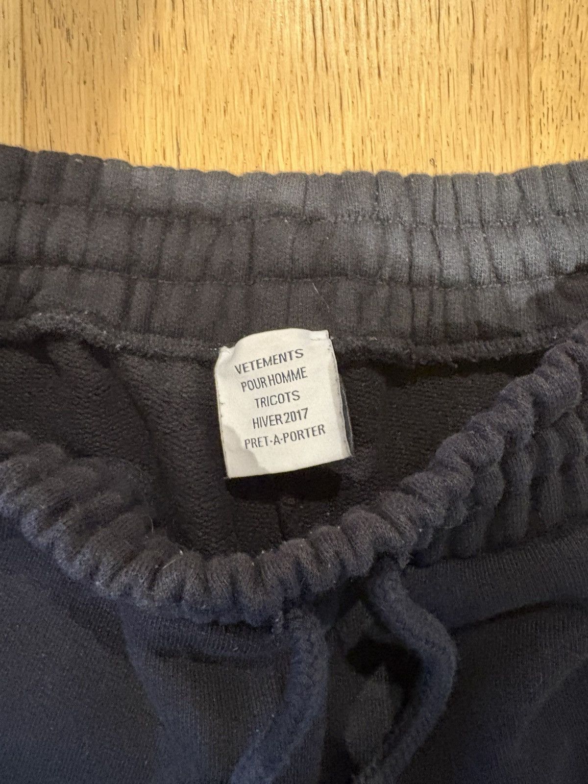 Vetements Vetements FW17 Turned On By Danger Sweatpants Size US 30 / EU 46 - 3 Thumbnail