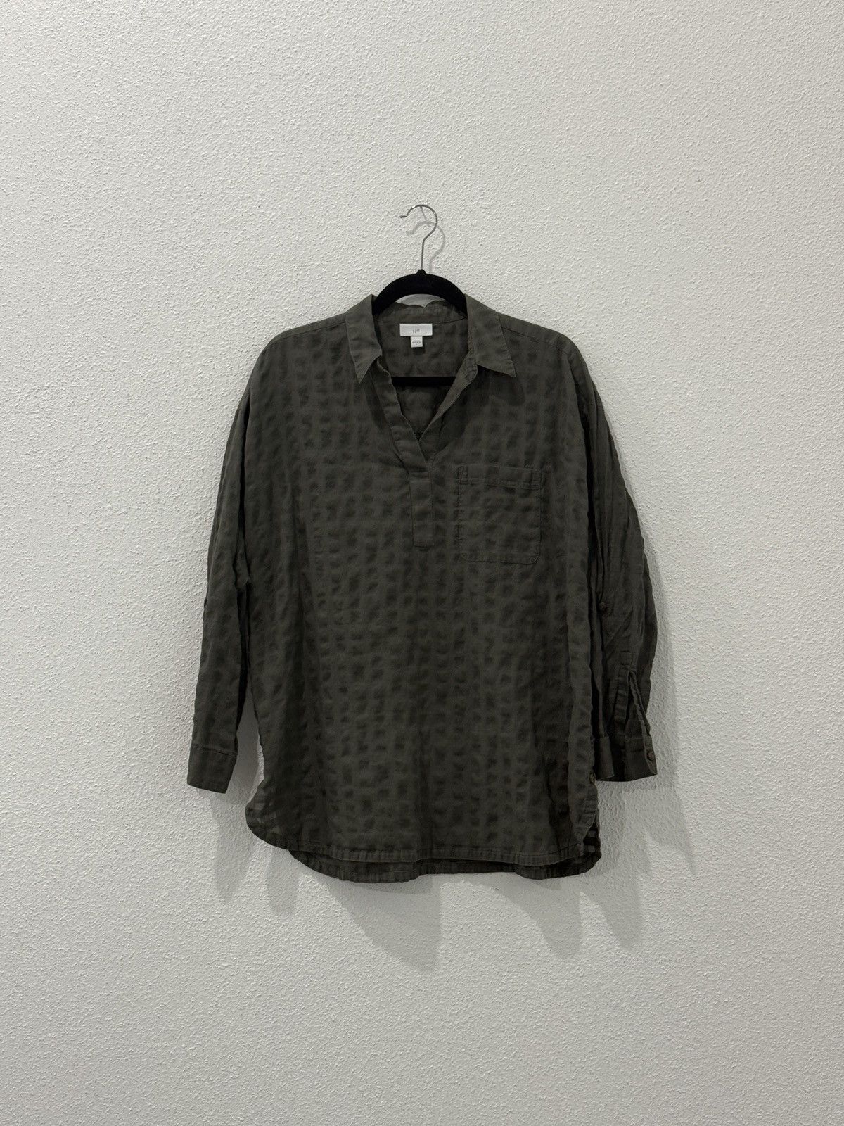 J. Jill J Jill Tunic Top V Neck Collar Green Textured Size L Button Size L / US 10 / IT 46 - 1 Thumbnail